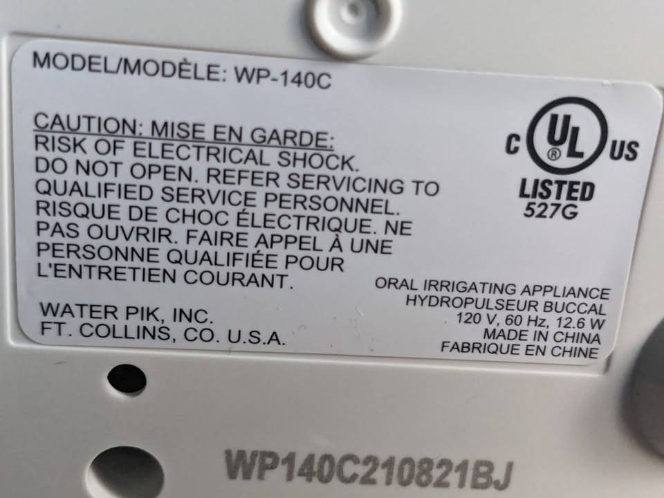 Waterpik Ultra Water Flosser, oral irrigator, 6 NEW tips - photo 3