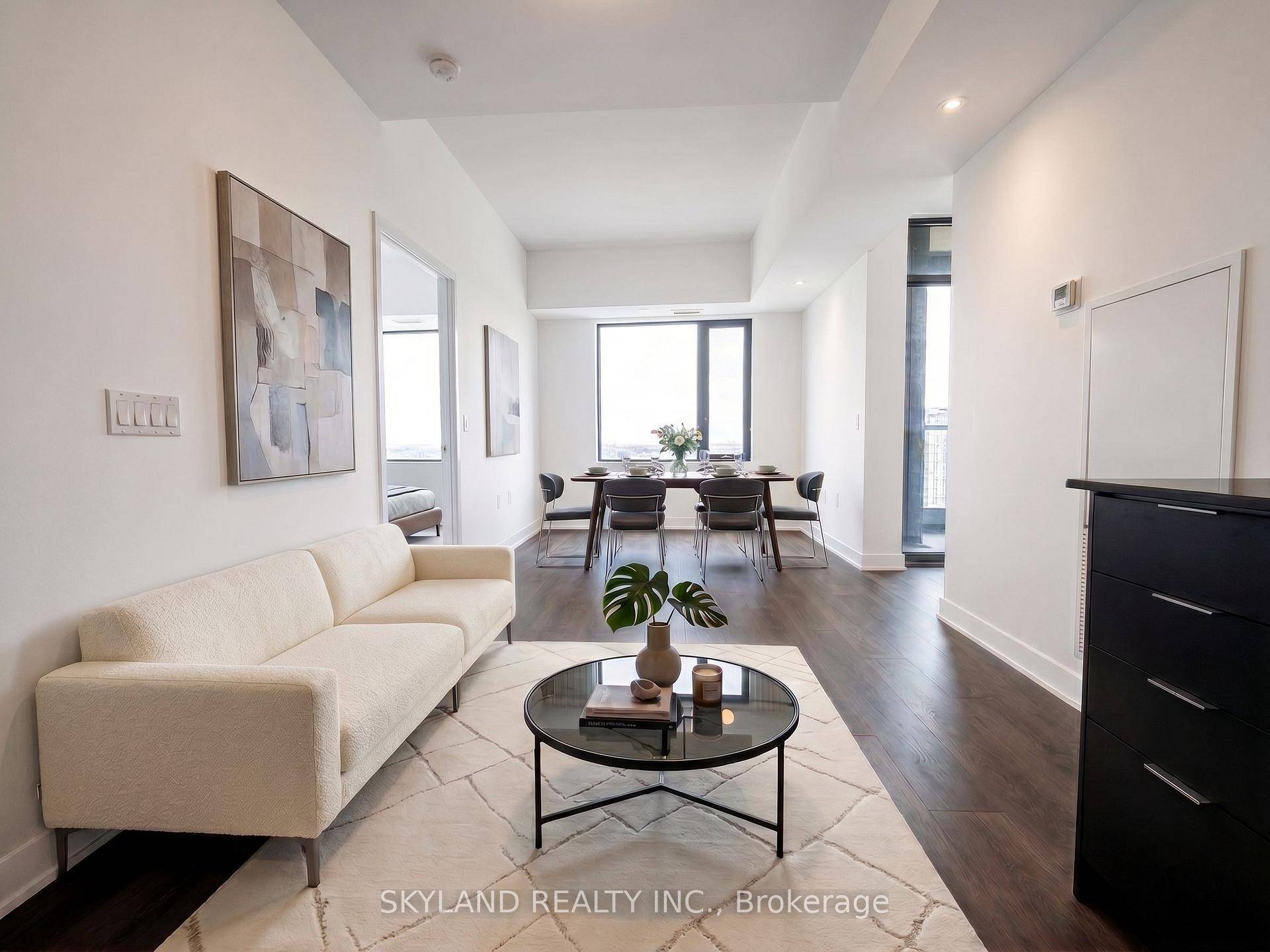 2 Bed 2 Bath in Vaughan