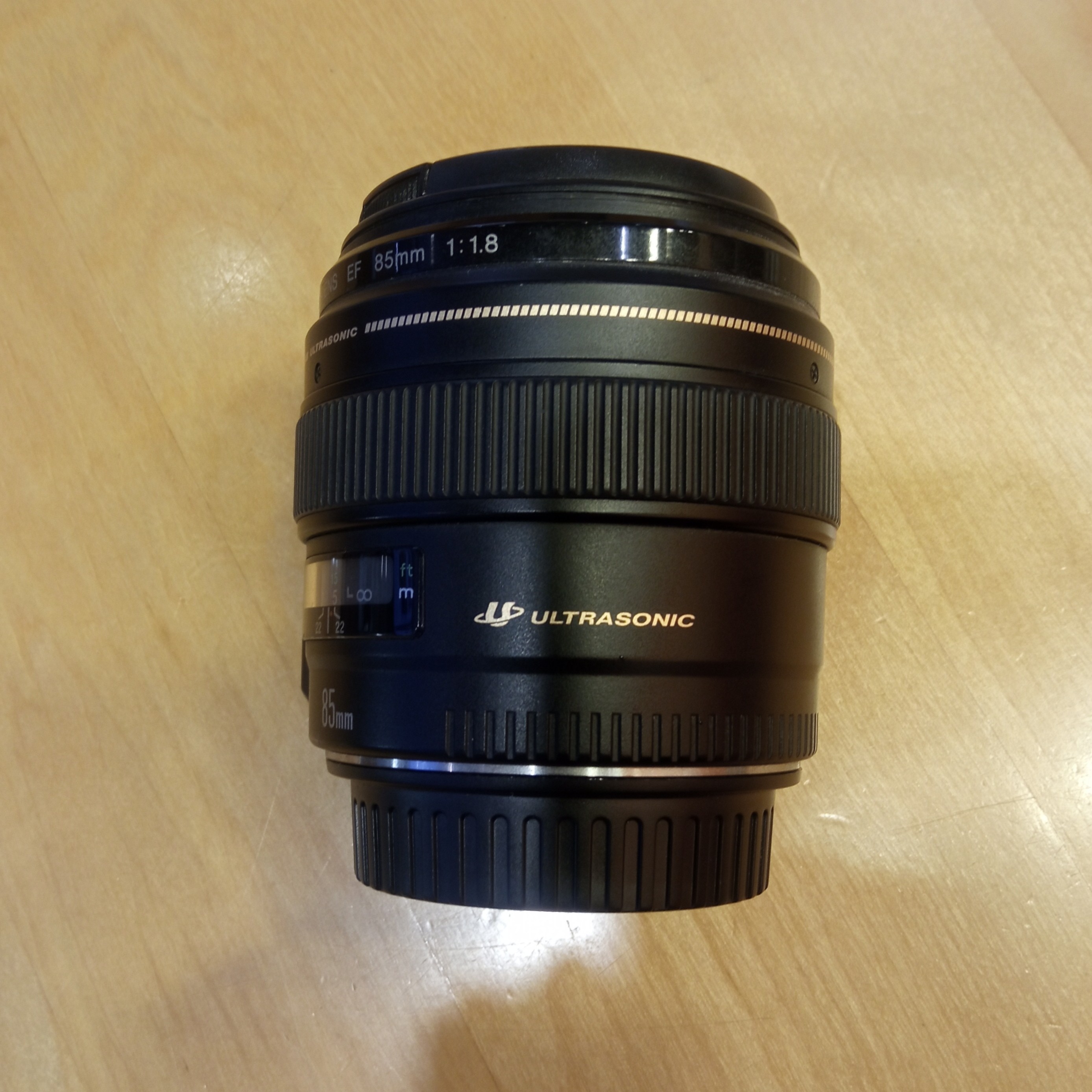 Canon EF 85mm f1.8 USM - photo 5
