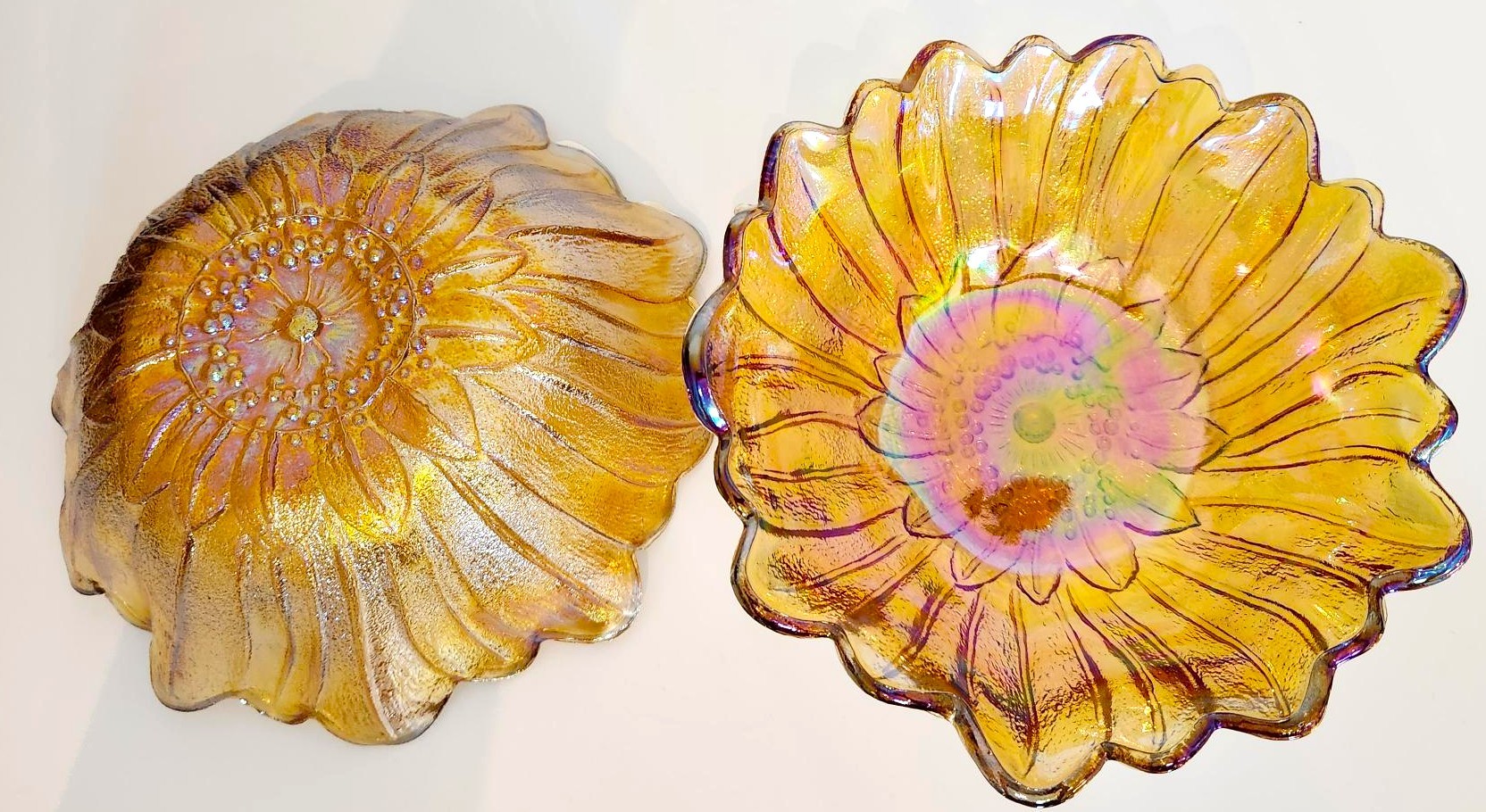 Two Indiana Glass Marigold Bowls Lily Pons Sunflower Carnival