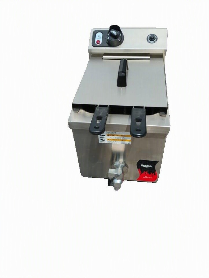 Vollrath 208- to 240-volt 15lb Cayenne Countertop Deep Fryer