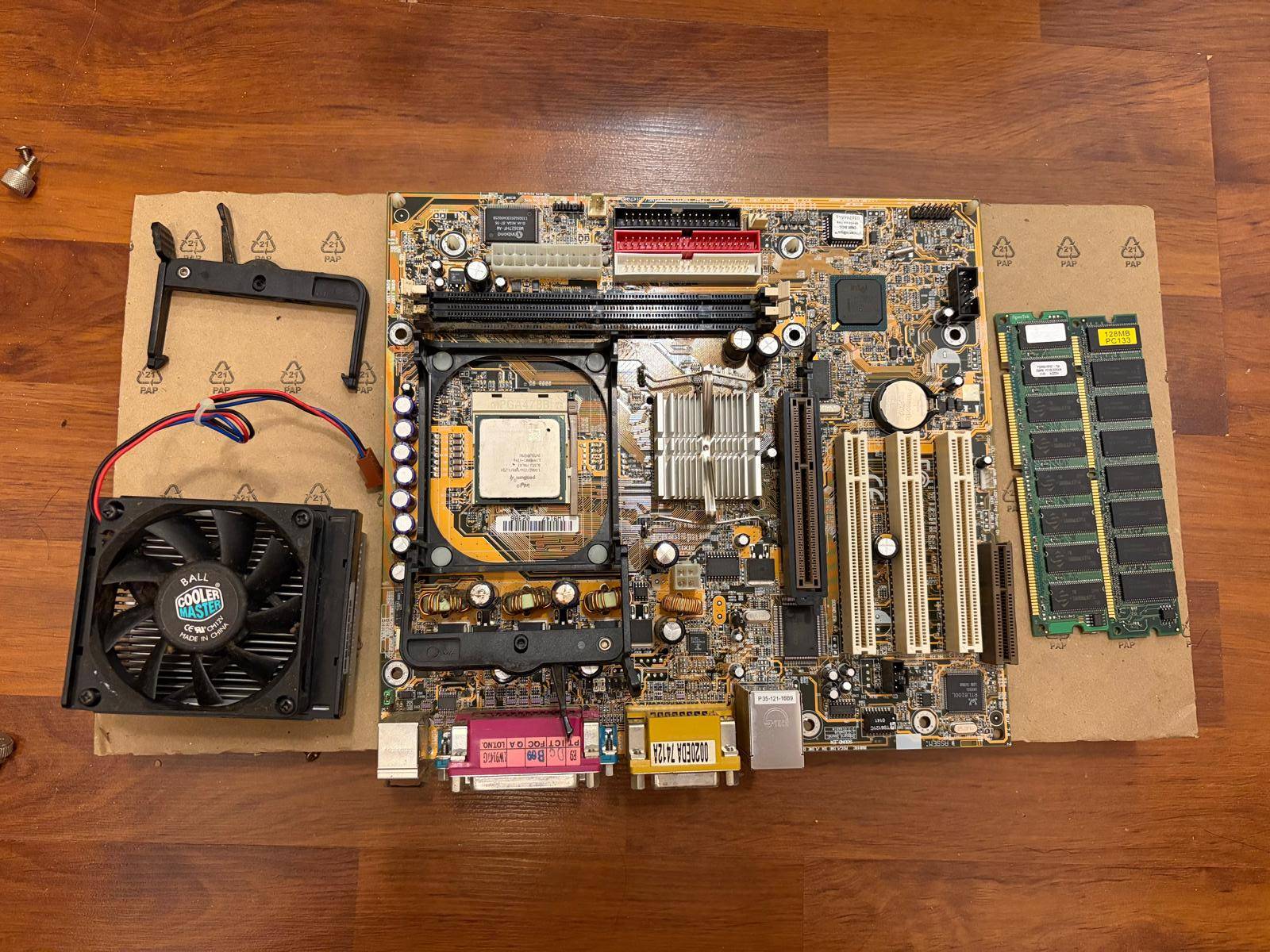 AS-IS (CPU + SD RAM [PC133] + Motherboard  +CPU Fan)