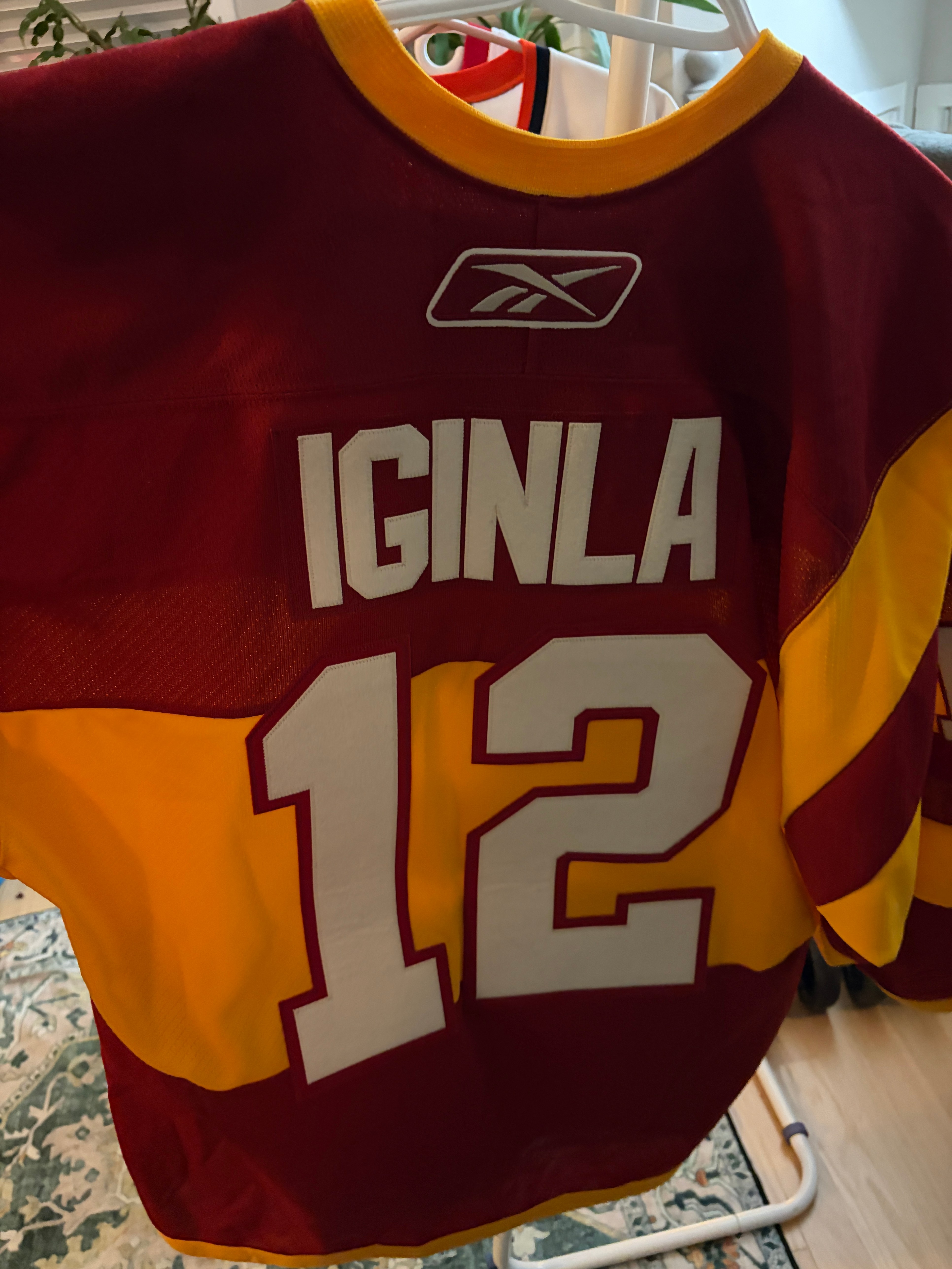 Calgary Flames Iginla Heritage Classic Jersey - photo 2