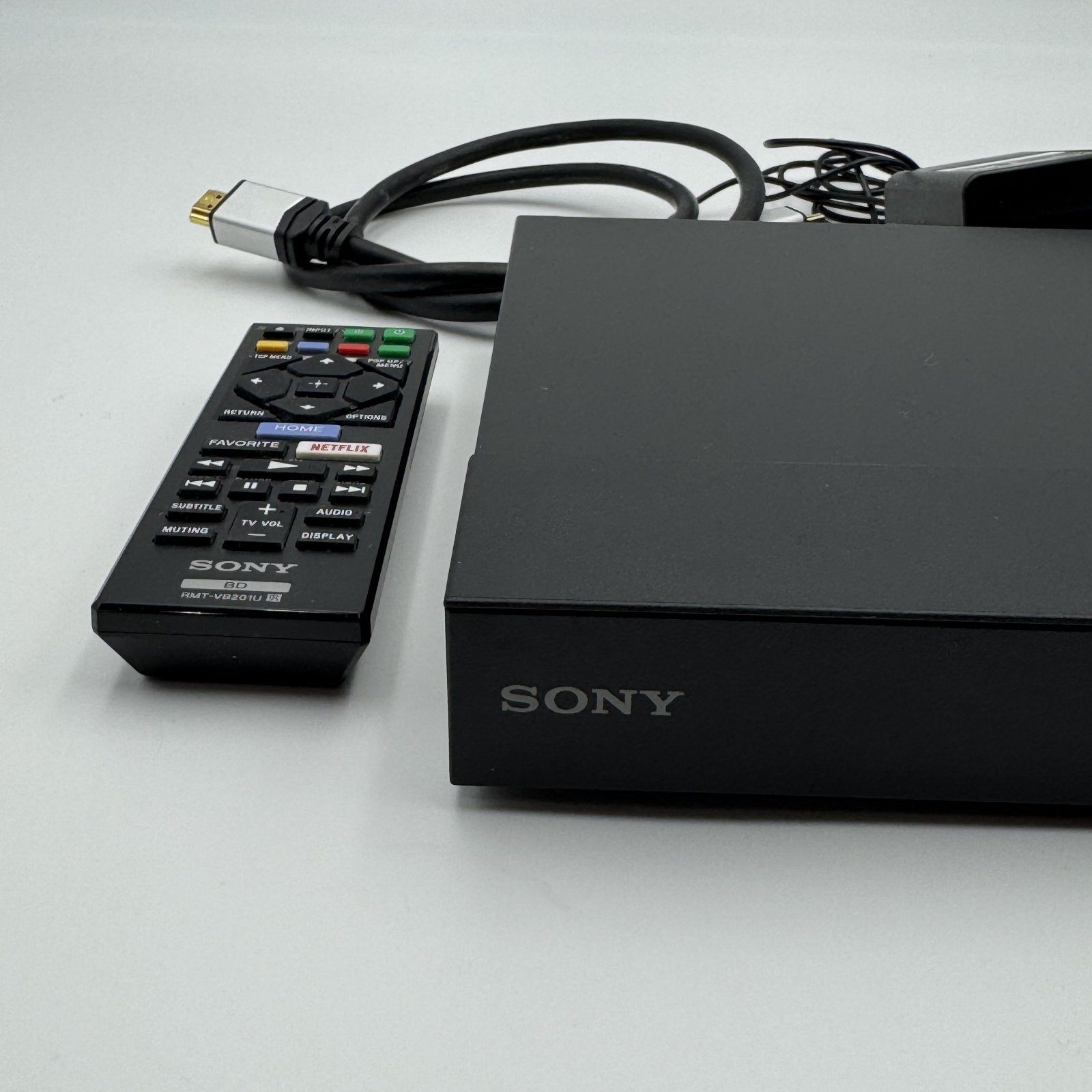 Sony BDP-S3700 1080p Wi-Fi Blu-ray and DVD player - photo 2