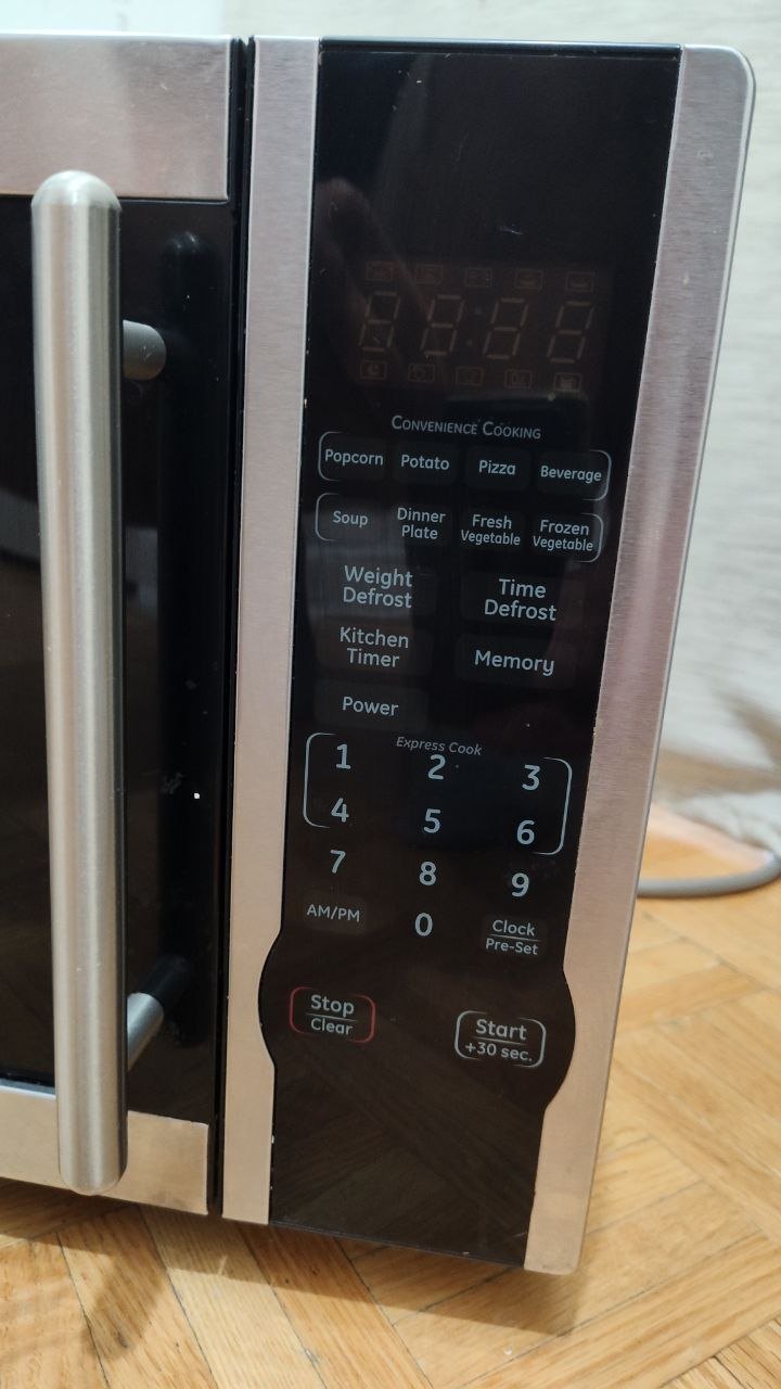 GE Countertop MicrowavGE Stainless Steel Microwave Oven 1000W - photo 2