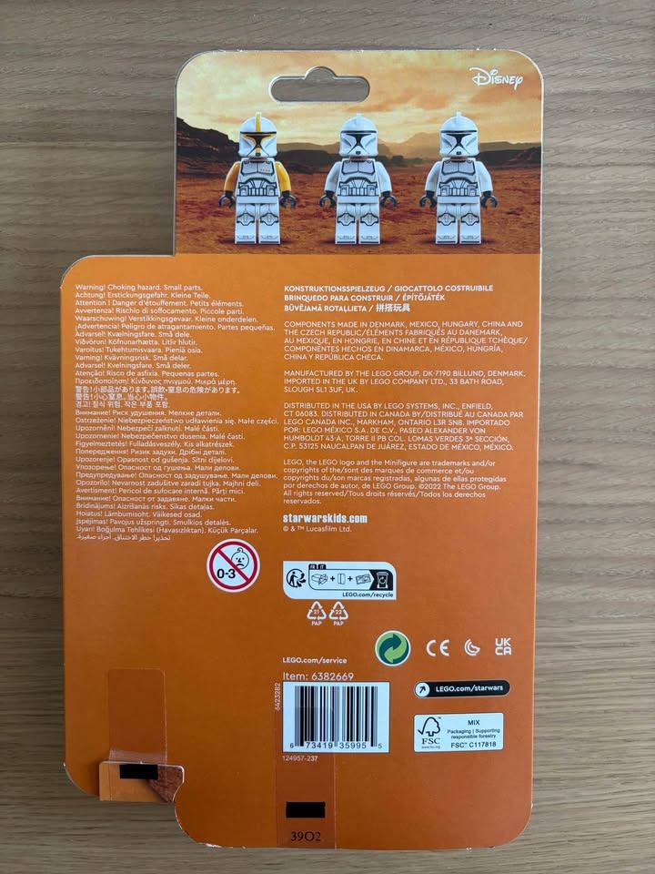 LEGO Star Wars: Clone Trooper Command Station (40558) - photo 2