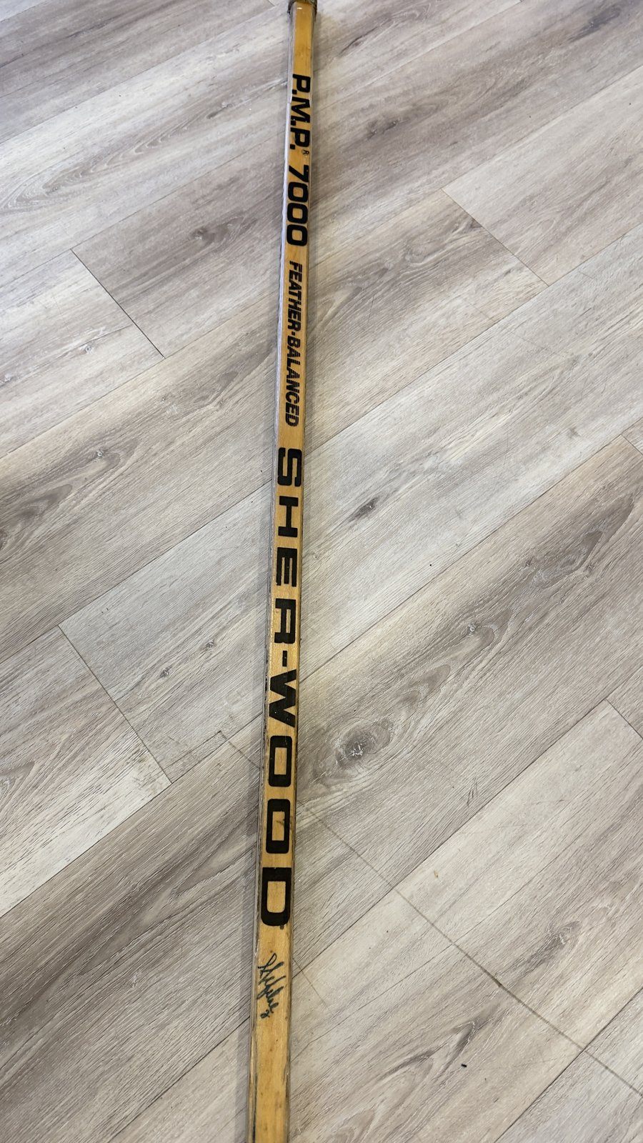 Vintage Sher-Wood P.M.P. 7000 Wood Hockey Stick – Signed - photo 4