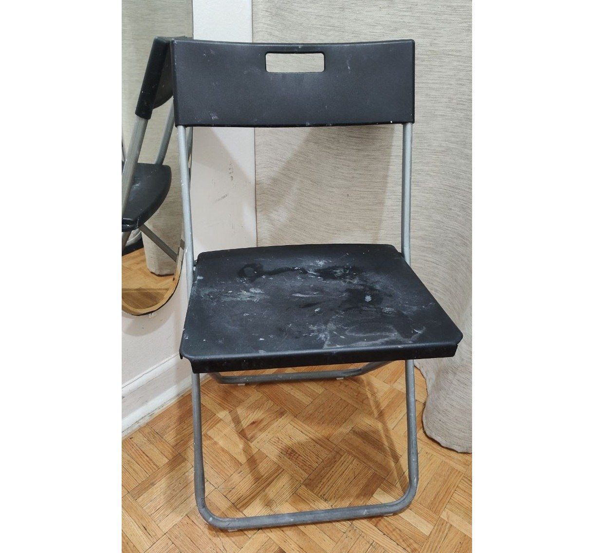 USED IKEA GUNDE Folding Chair (Black) - Used with paint marks