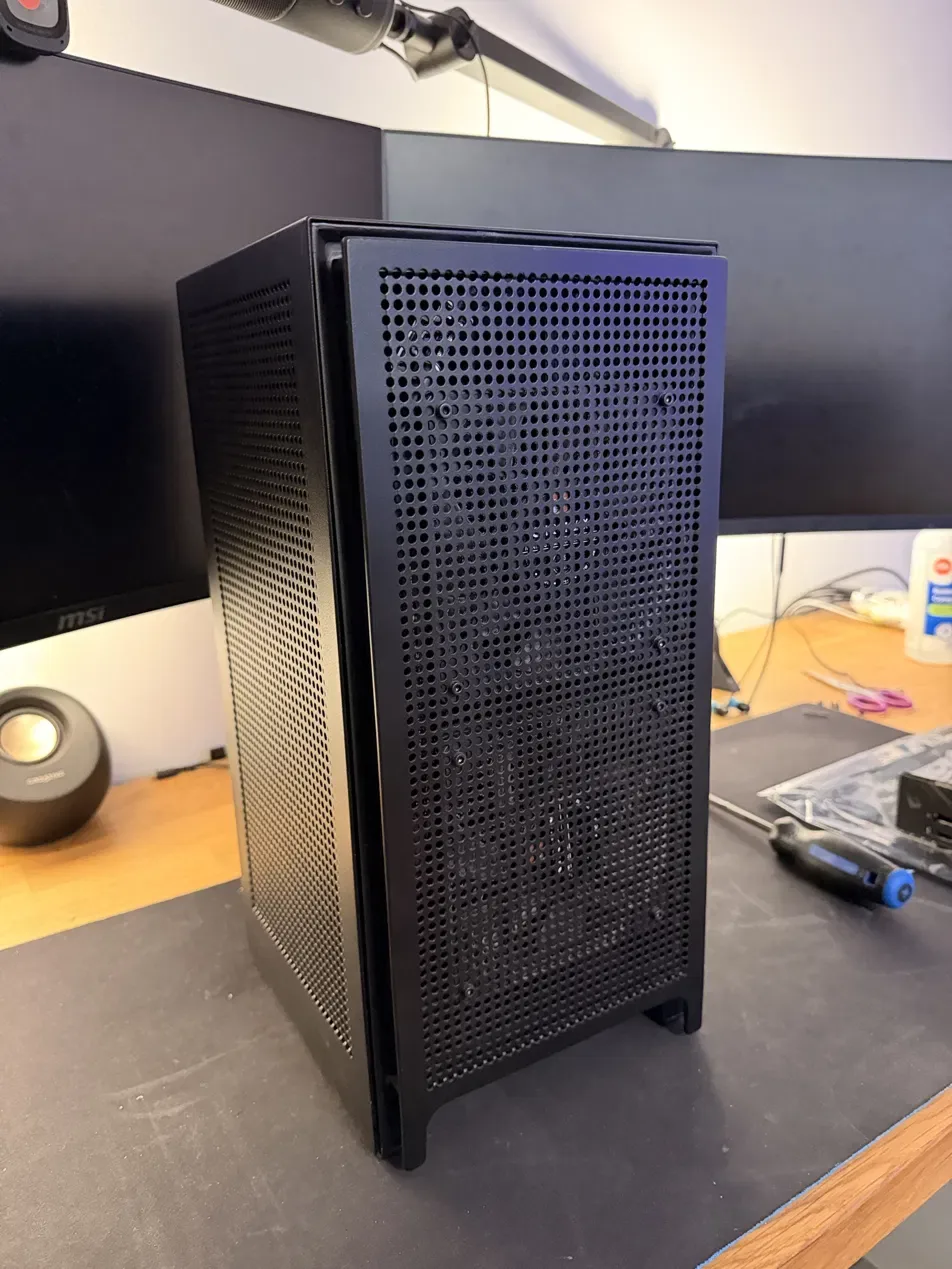 NZXT H1 Case - Custom Modded (Vented Front Panel, Rear Fan Ext.) - photo 3