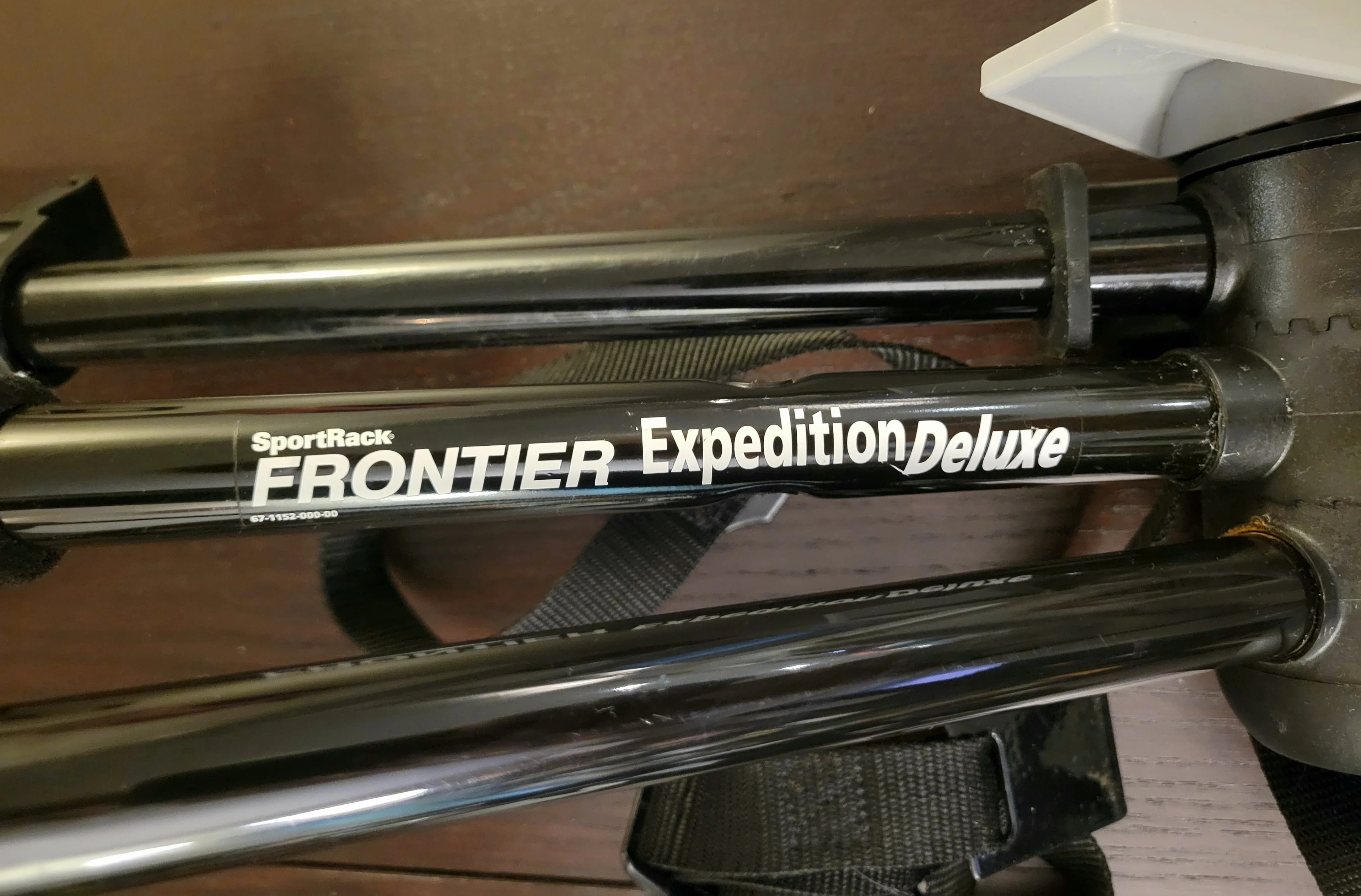 Trunk-mounted bike carrier frame - photo 3