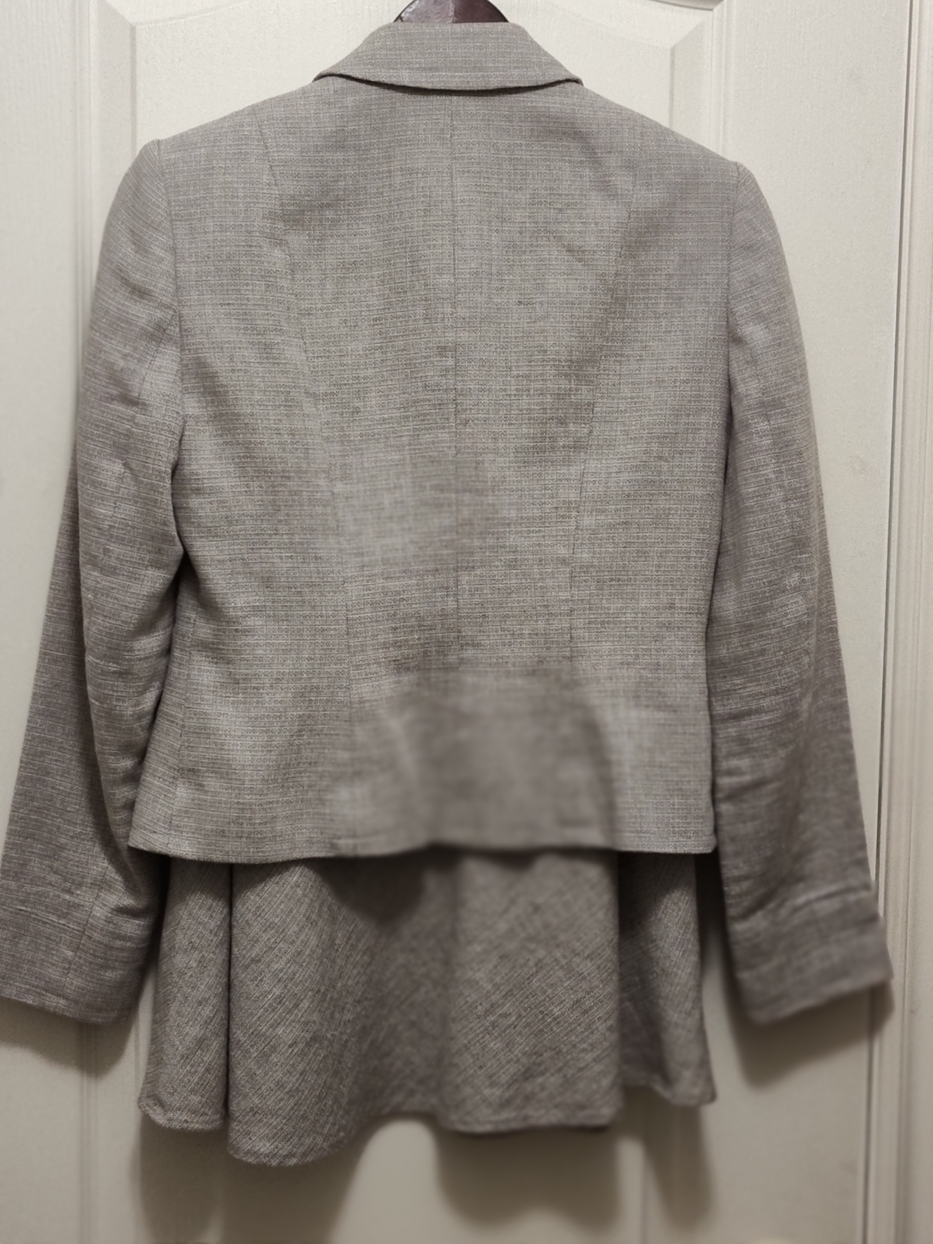 Women's Calvin Klein Light grey suit - photo 5