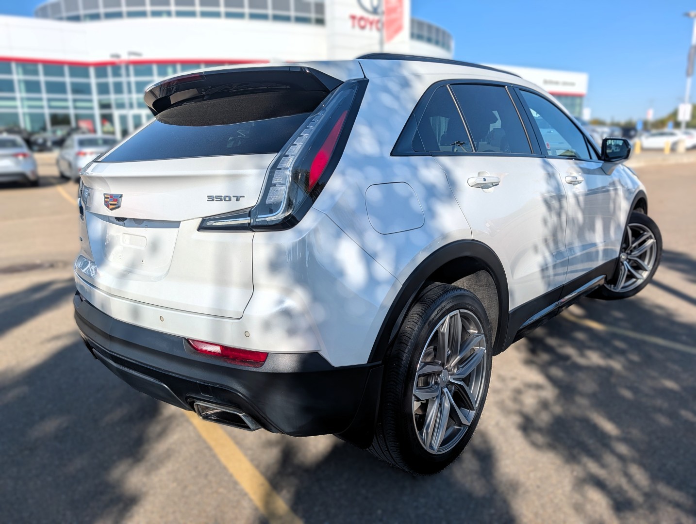 2023 Cadillac XT4 - photo 4