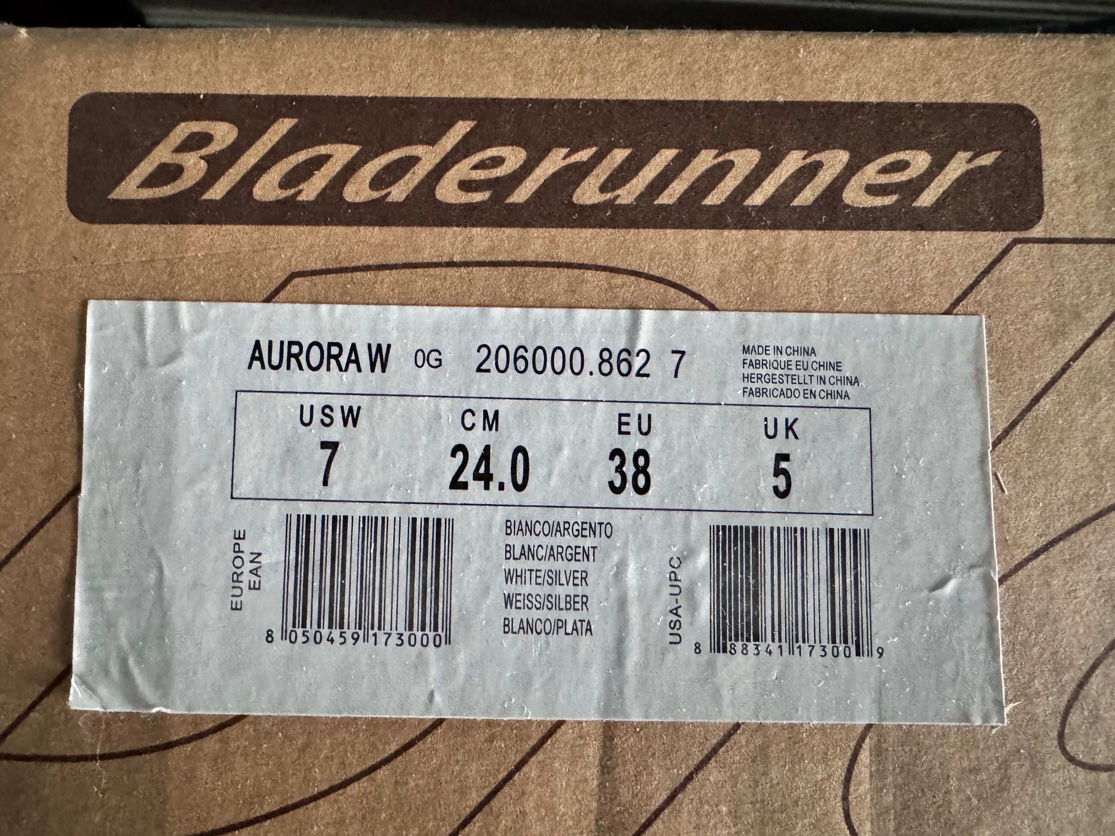 Figure Skates (Women's Size 7) - photo 3