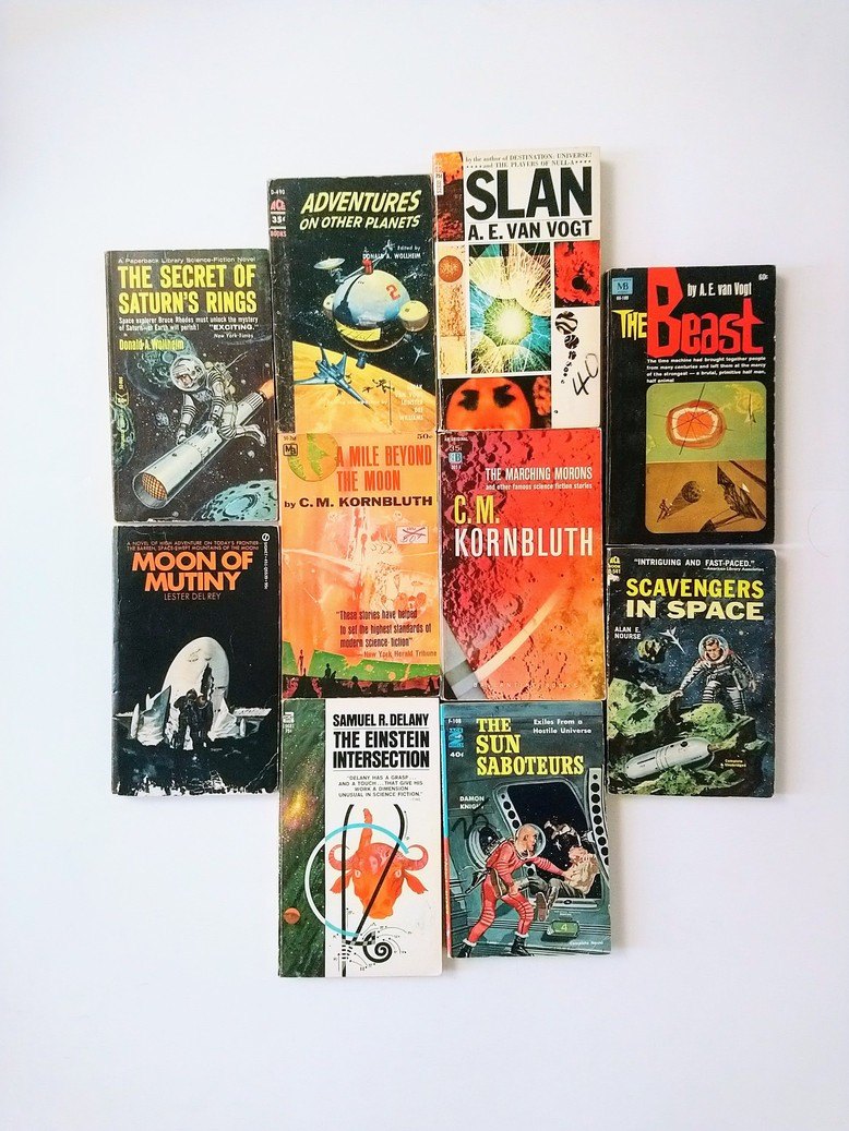 vintage Sci-Fi pocketbooks!