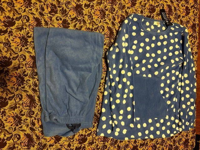 Long-sleeved pajamas for all seasons - photo 2