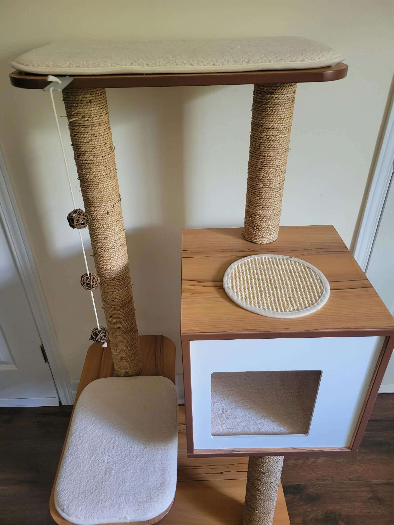 Catit Vesper High Base 122-cm Cat Tree, Walnut