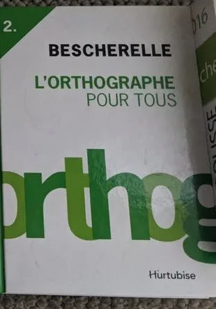 French book and dictionary, Dictionnaire Larousse Poche