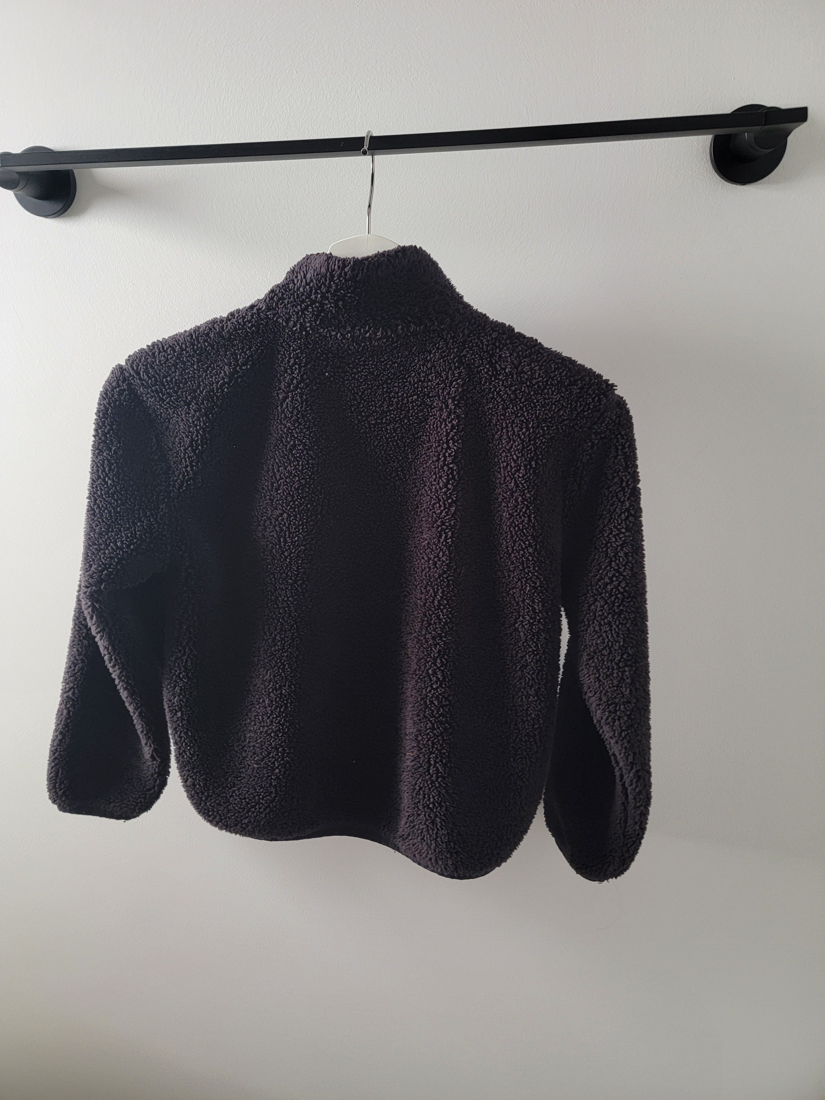 Kids age 6-8 sweater zip up (measurements in ad) - photo 2