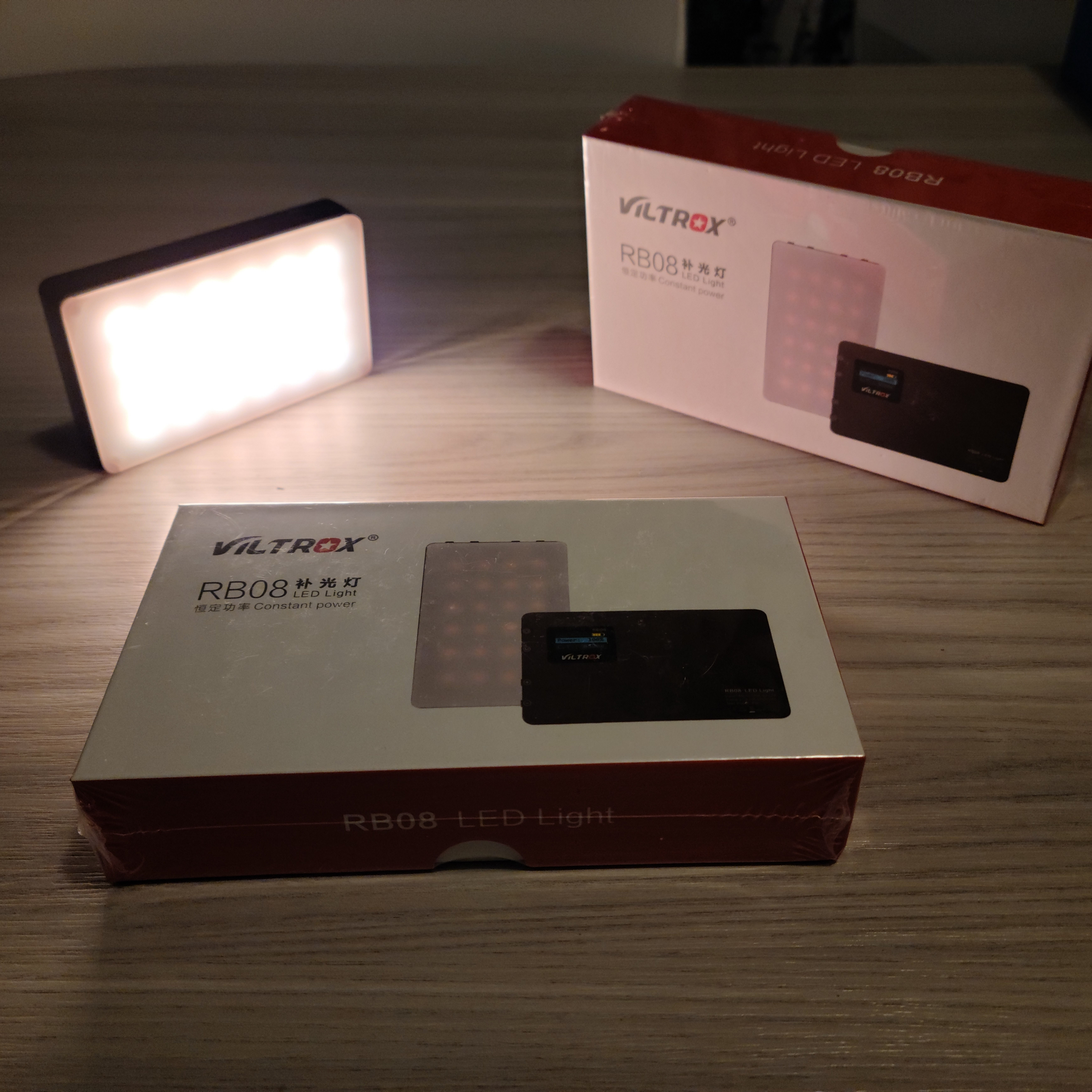 2 Viltrox RB08 bi-color LED video lights - photo 4