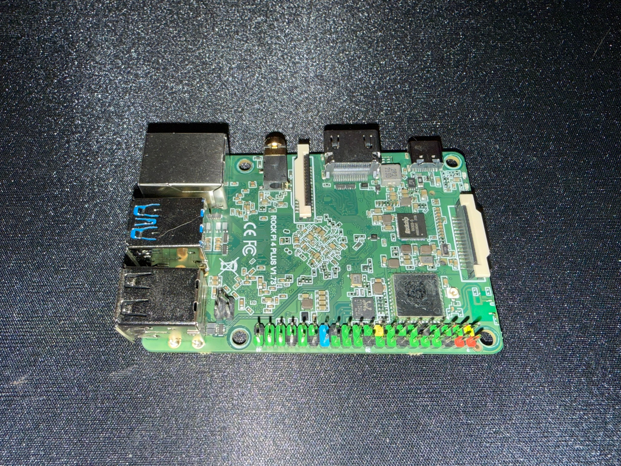Radxa Rock Pi 4B Plus (2GB / 32GB eMMC)