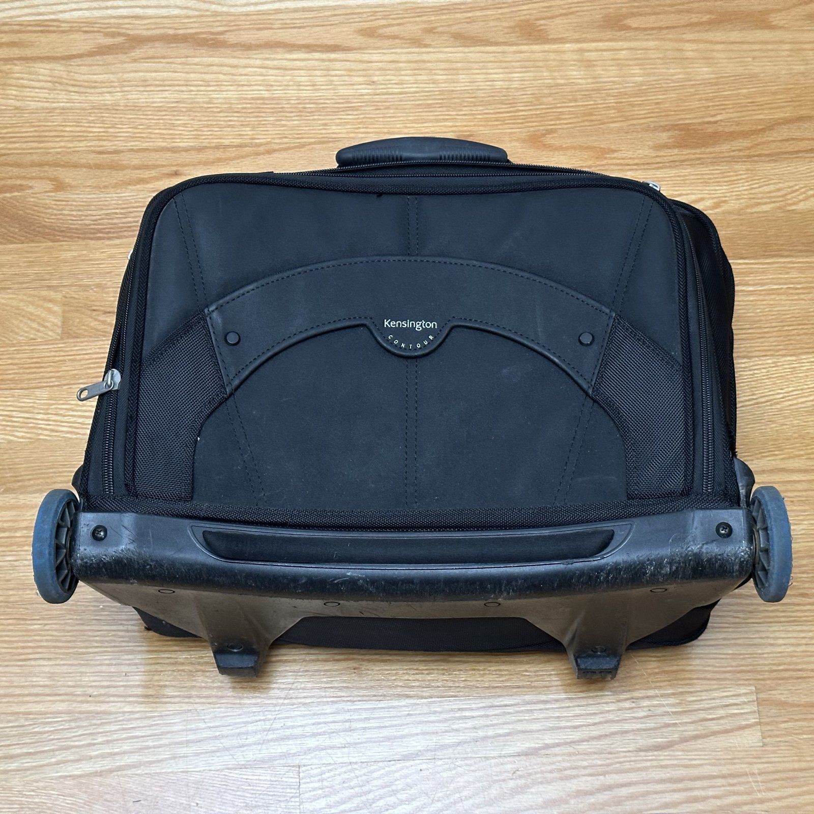 Kensington Contour Roller TWO Laptop Bags –Lifetime Warranty - photo 3