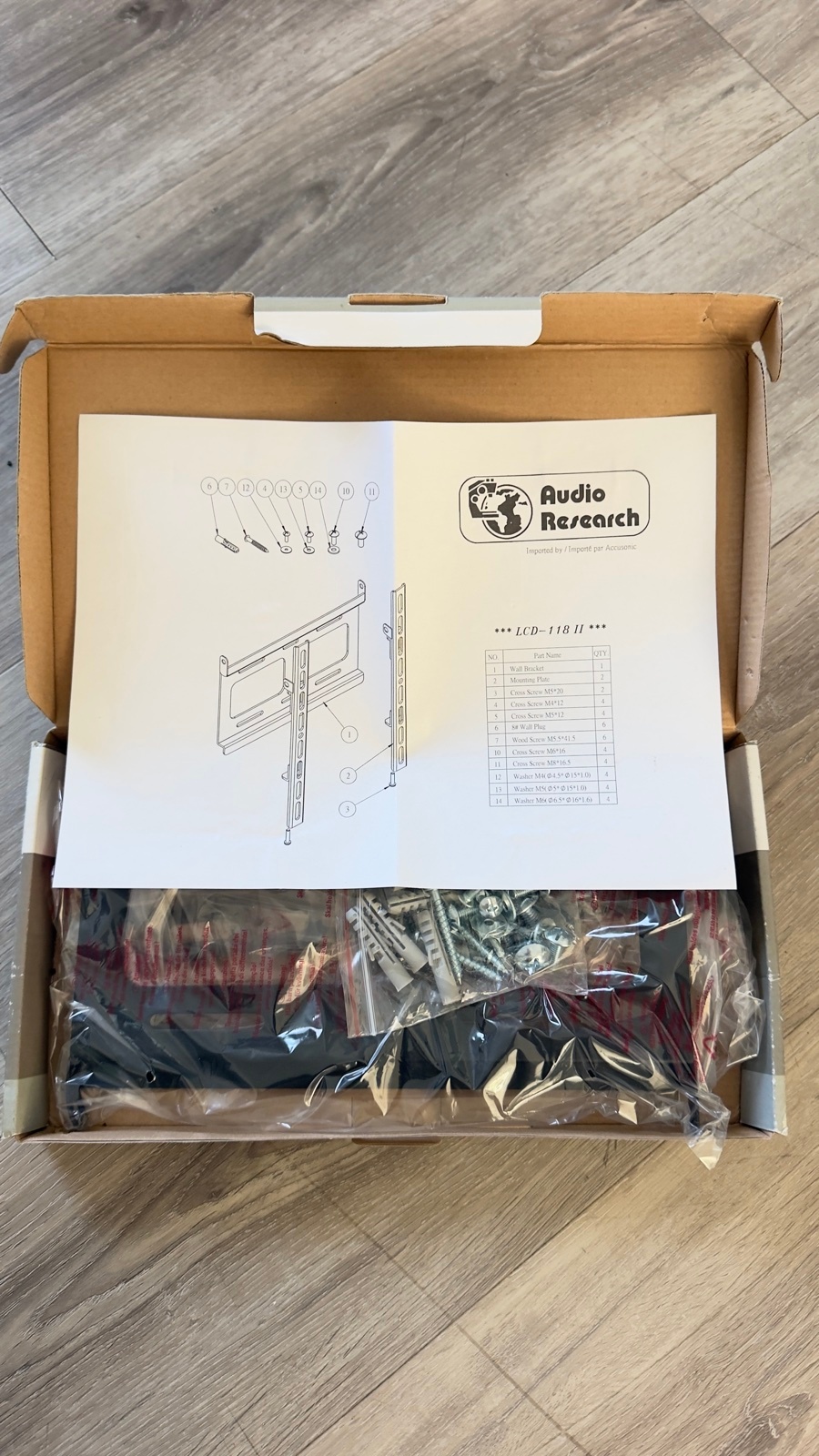 Slim TV Wall Mount for 15–32" Screens – Audio Research, in Box - photo 2