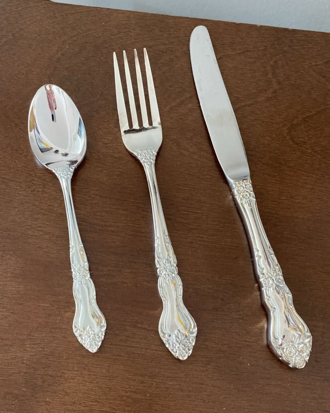 8 piece Silver Plated Flatware Set - photo 2