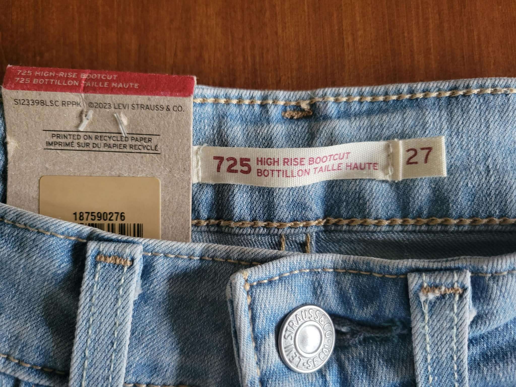 Levi's 725 High Rise Bootcut Jeans - photo 3