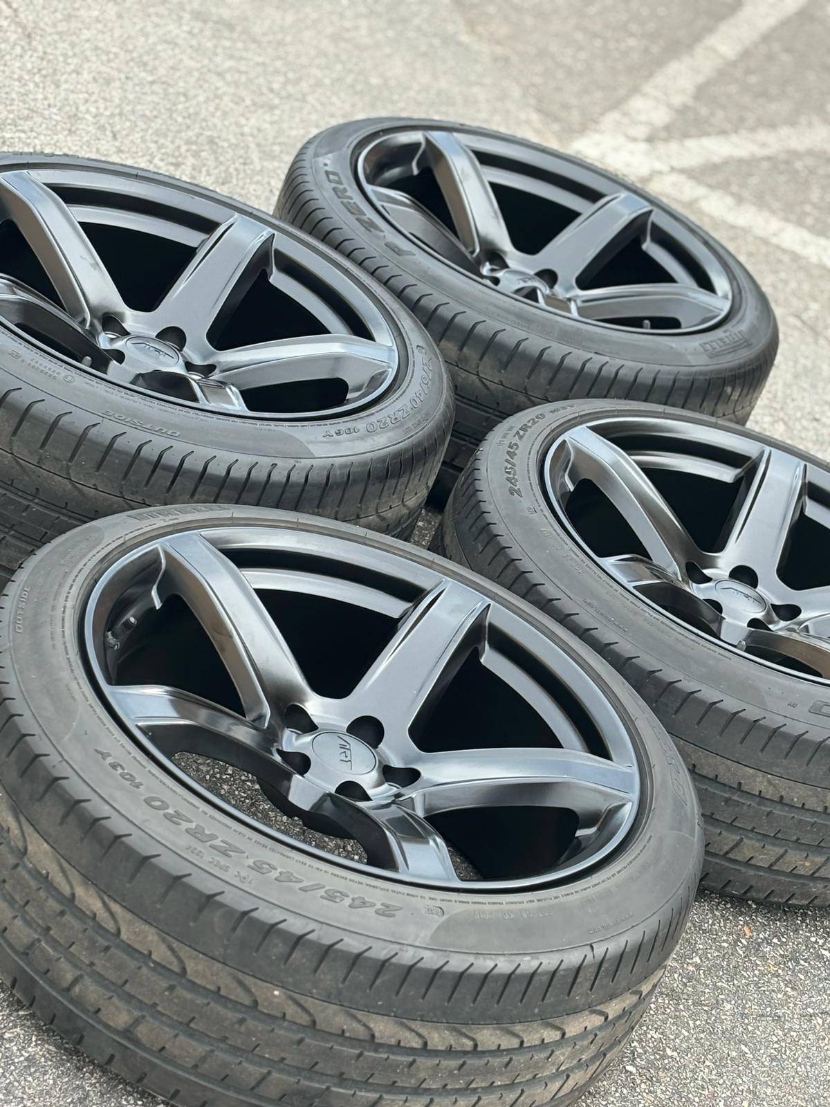 NEW 20”Hellcat rep(5x115)+used Pirelli-Charger/Challenger/300 - photo 2