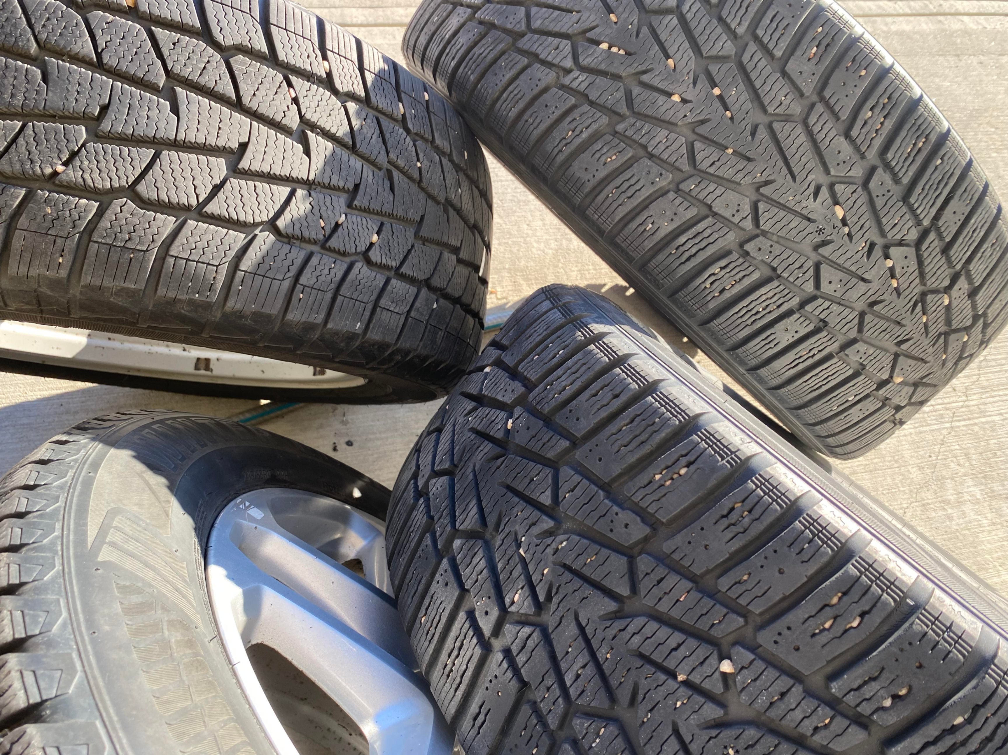 235 55 R17 – Winter Tires on Alloy Rims – 5x108 Bolt Patn – $650 - photo 2