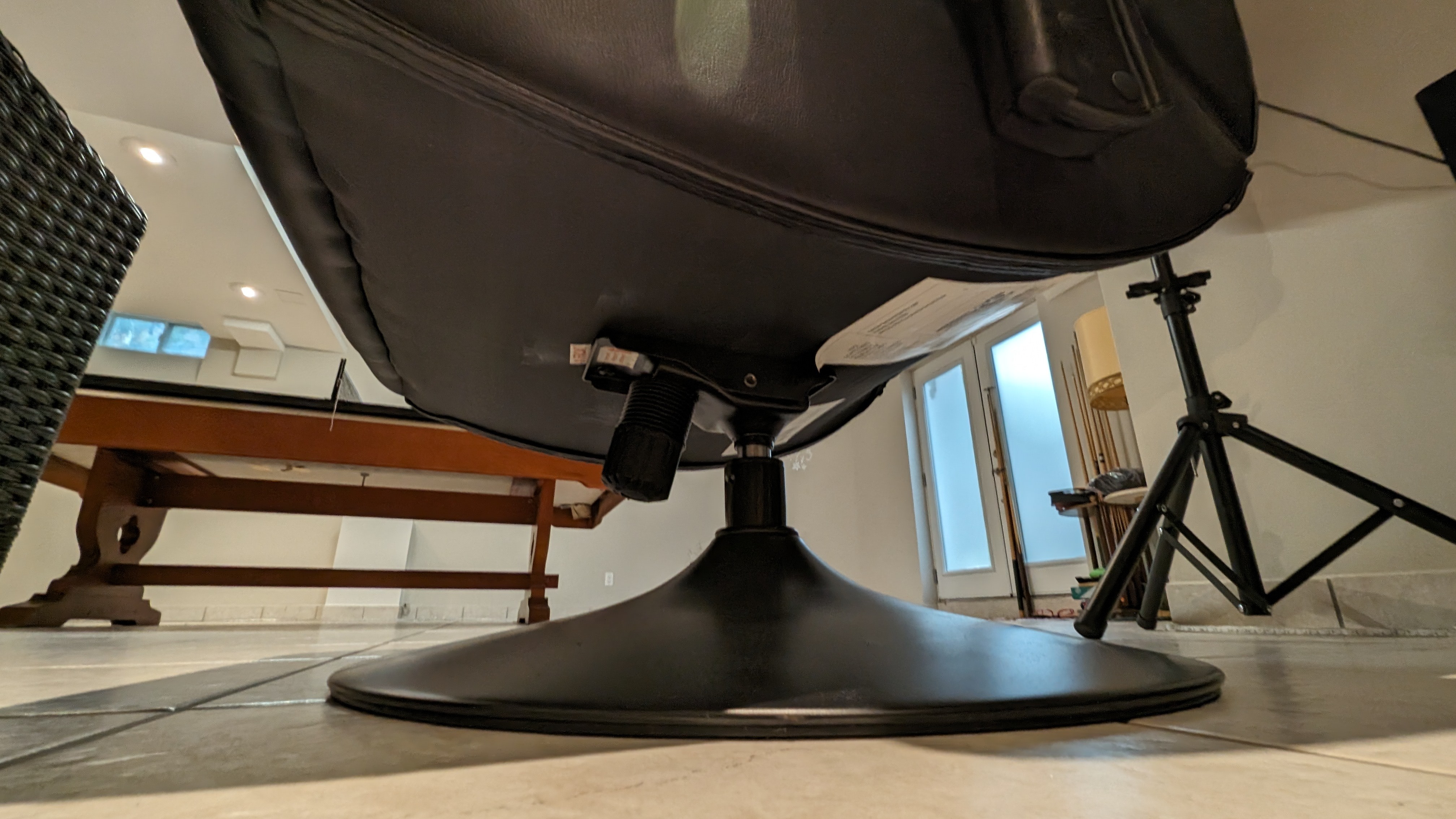 Gaming Chair with Pedestal - X Rocker Bolt 2.1 Bluetooth Console - photo 5