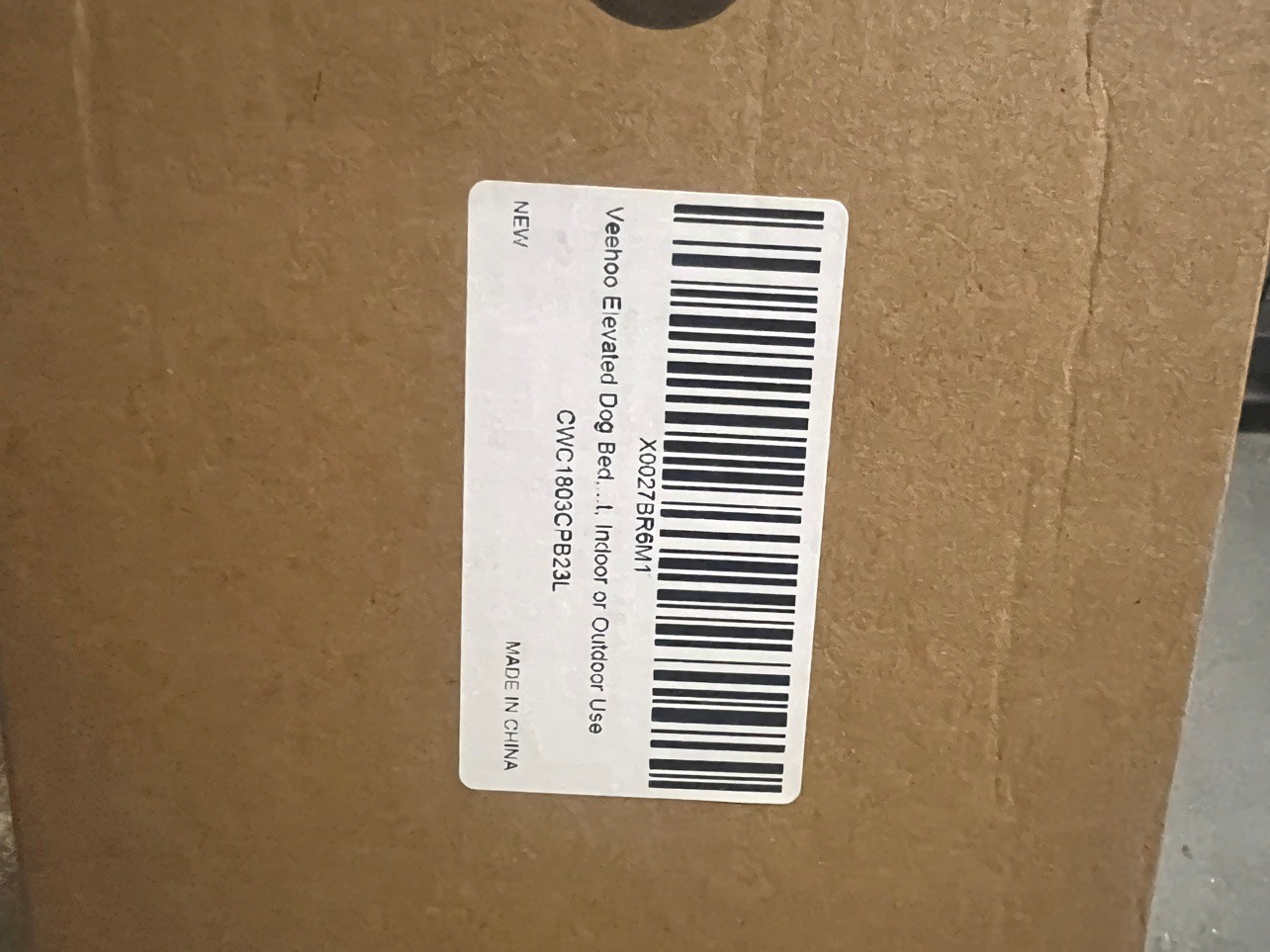 Veehoo Elevated Dog Bed - Brand New in Box - photo 2