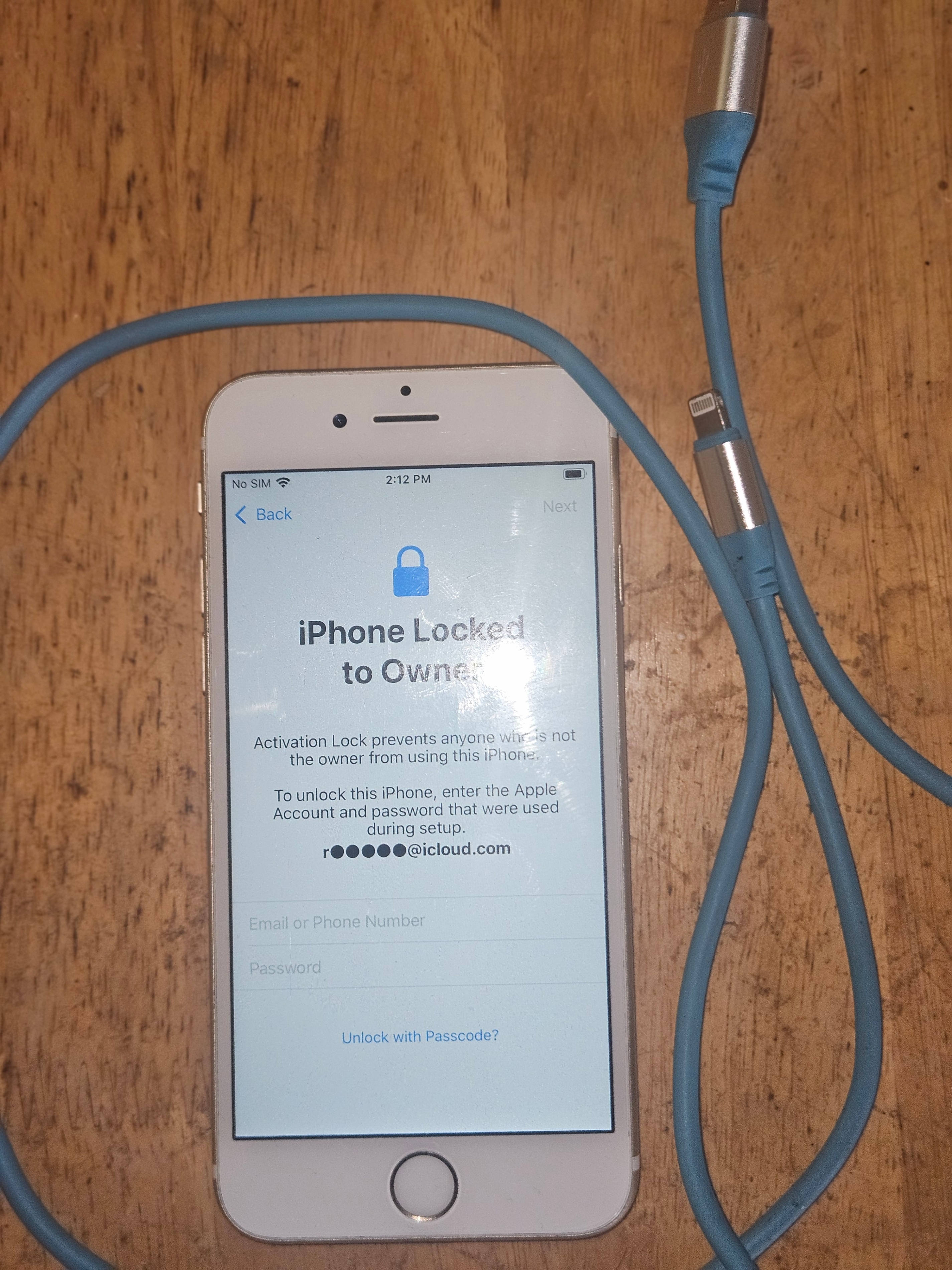 IPHONE 6S 32GB -- ICLOUD LOCK , FOR PARTS