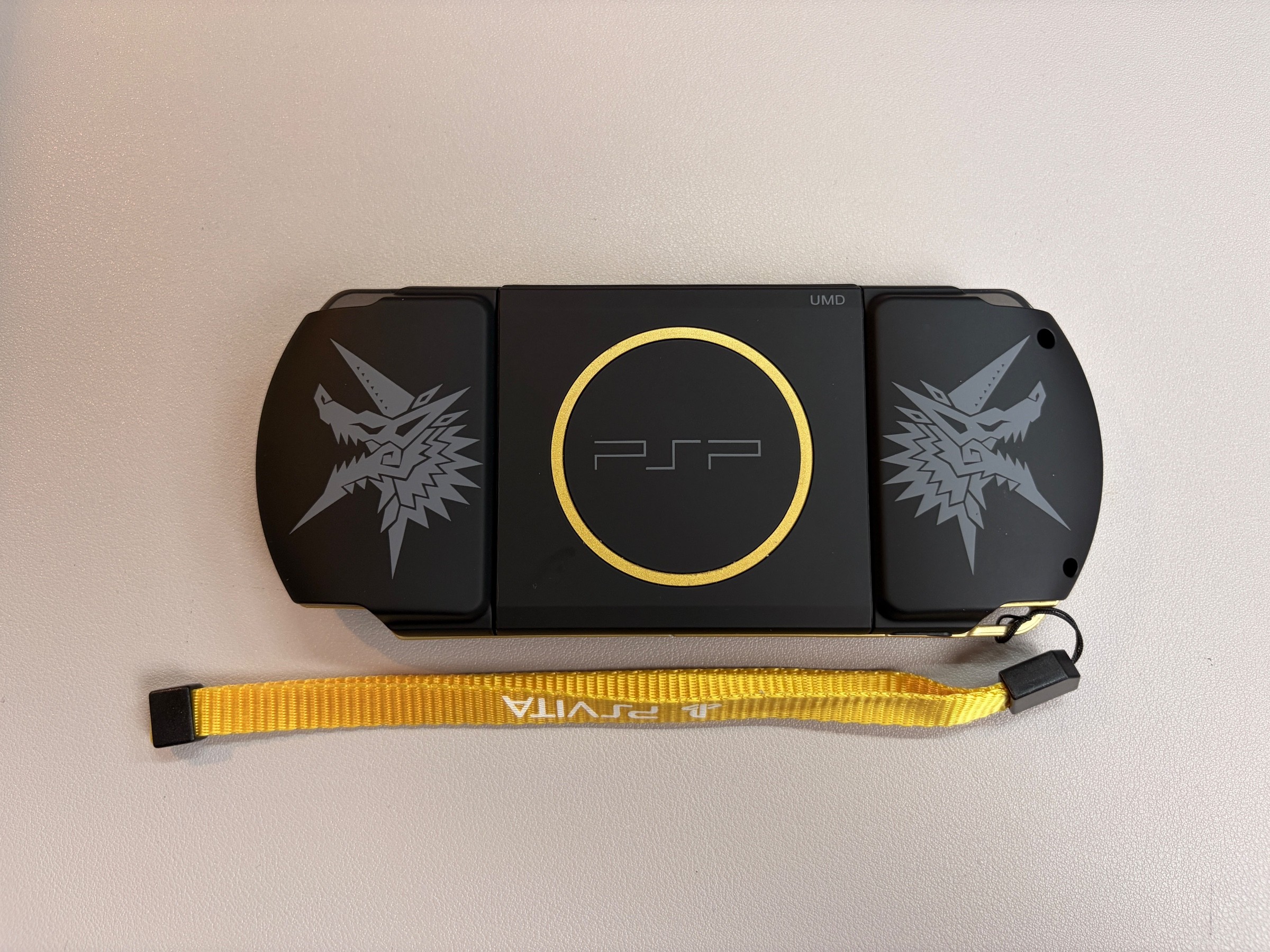 Sony PSP 3000 Handheld Game Console — Monster Hunter Edition - photo 2