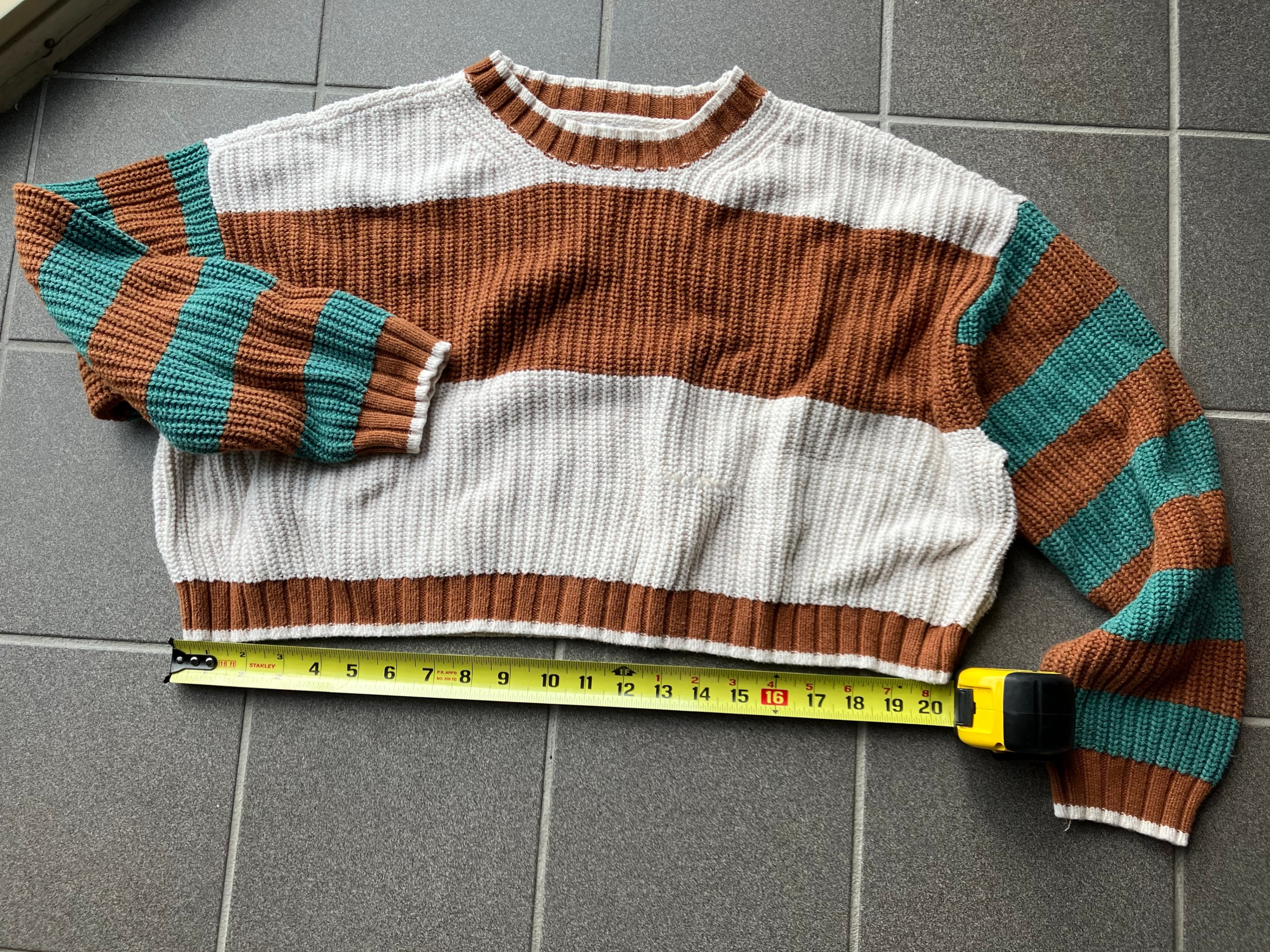 Sm & Med Woman Sweaters
