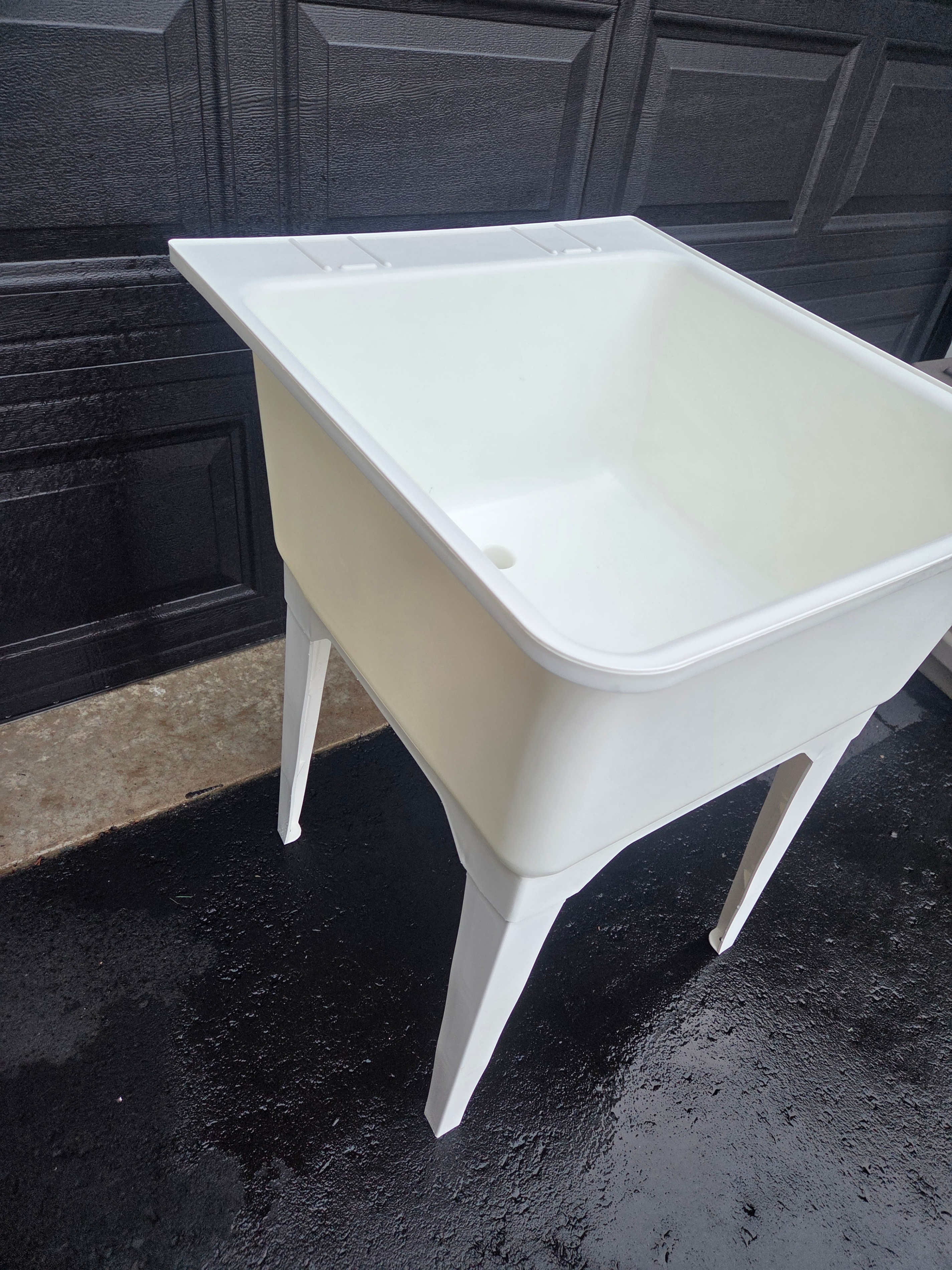Utility Sink with Legs - photo 2
