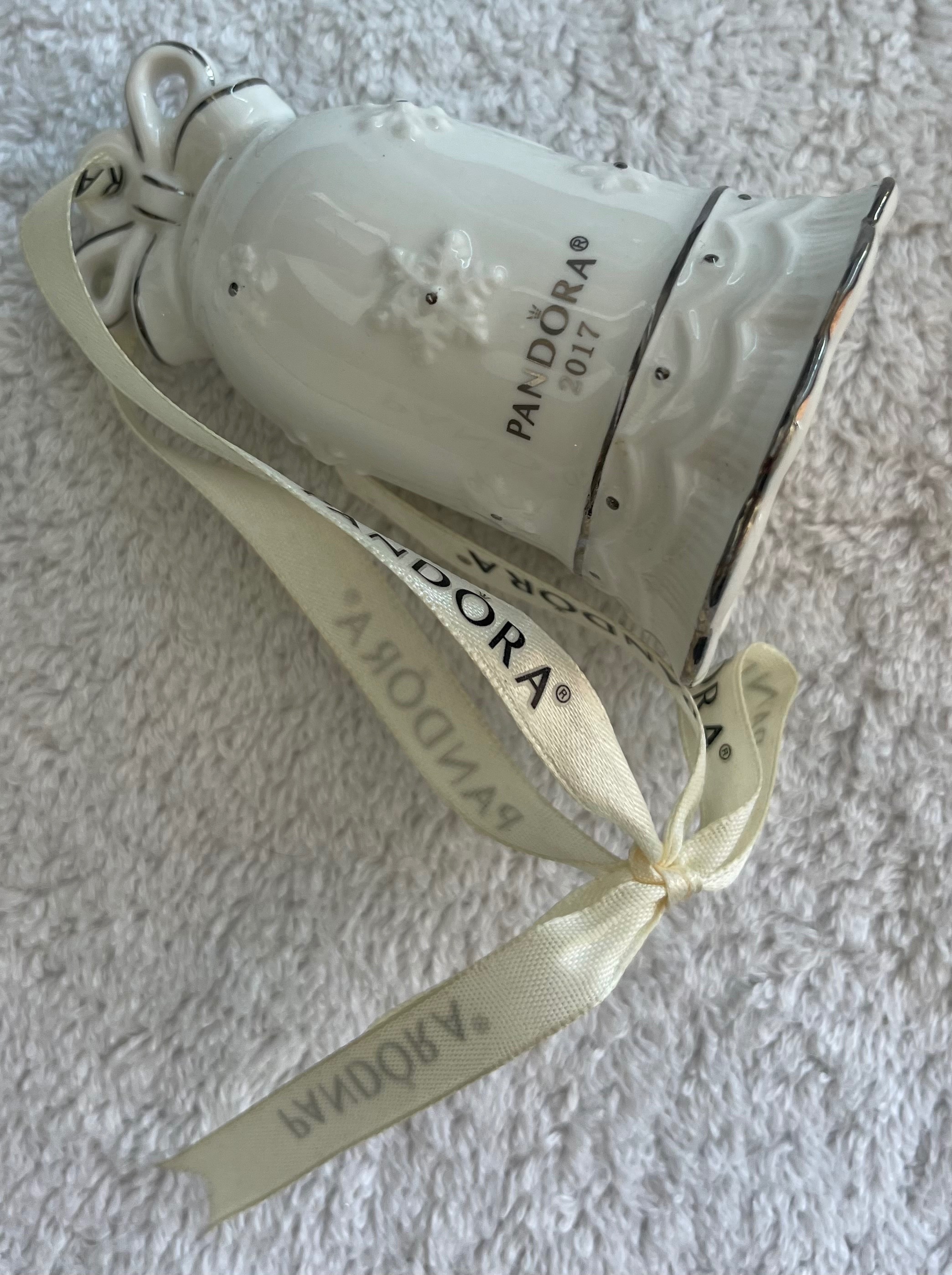 Pandora 2017 Limited Edition Porcelain Bell Ornament - photo 2
