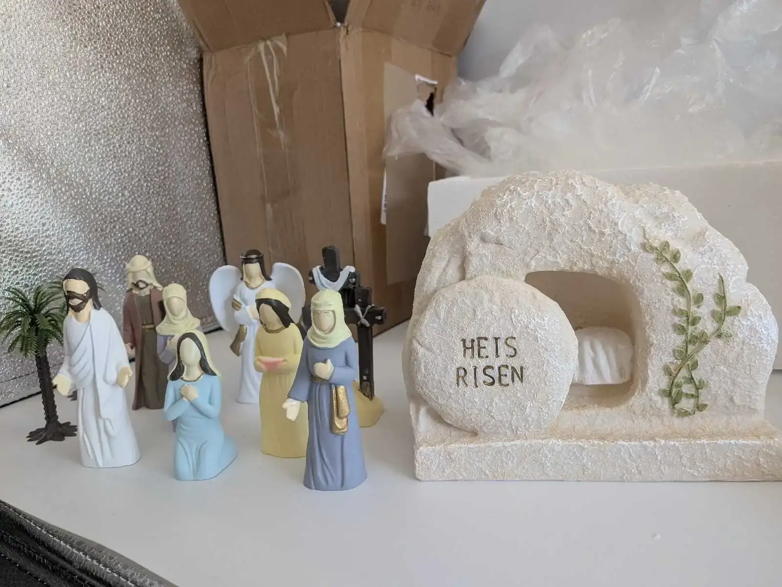 Gleemoria 11-Piece Easter Resurrection Scene Set - photo 2