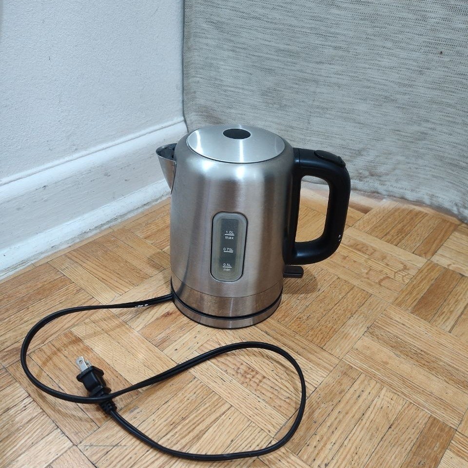 Small 1.0L Stainless Steel Electric Kettle 1500W