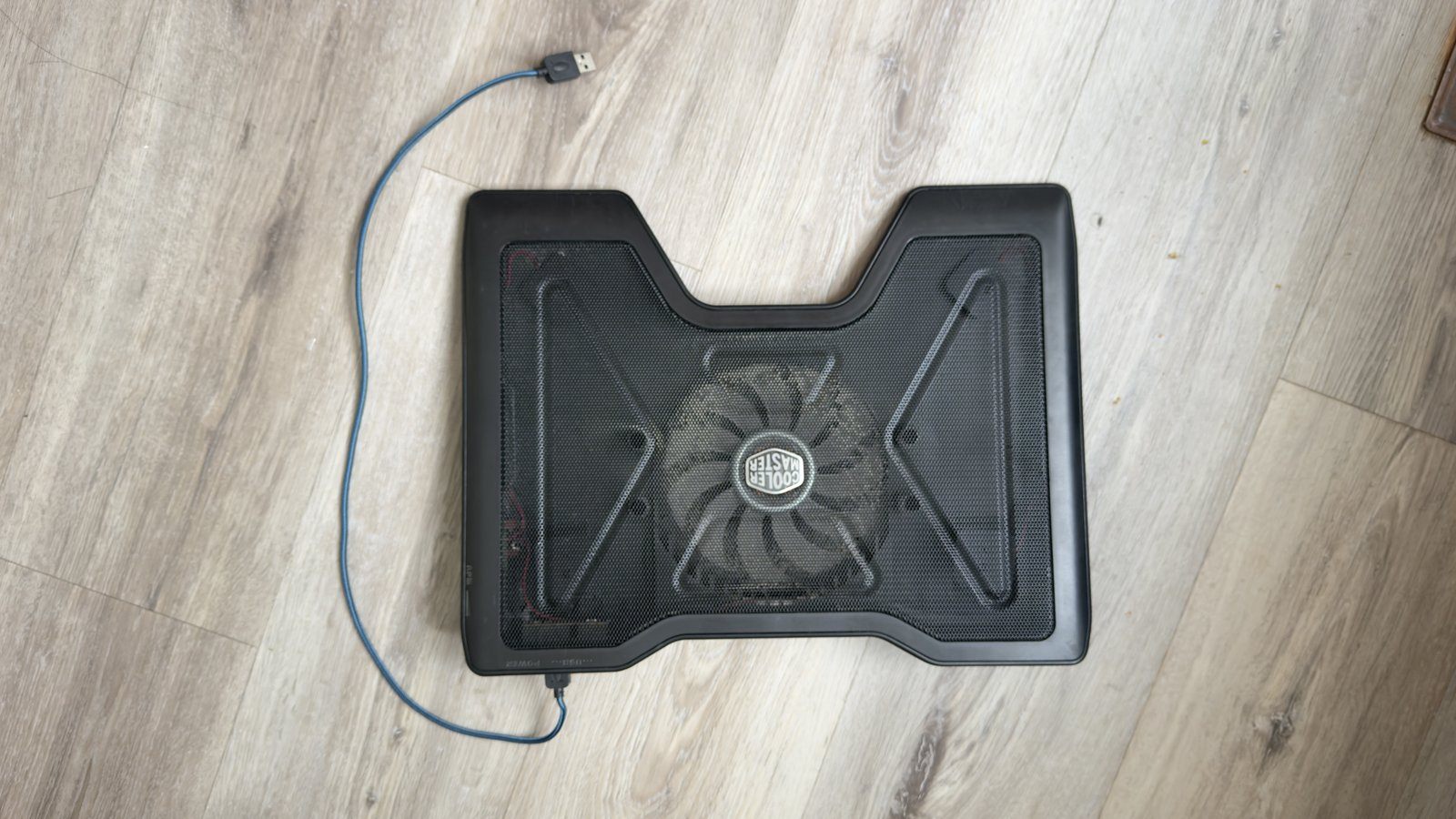 Laptop Cooling Pad – Cooler Master, Big Blue LED Fan, USB - photo 2