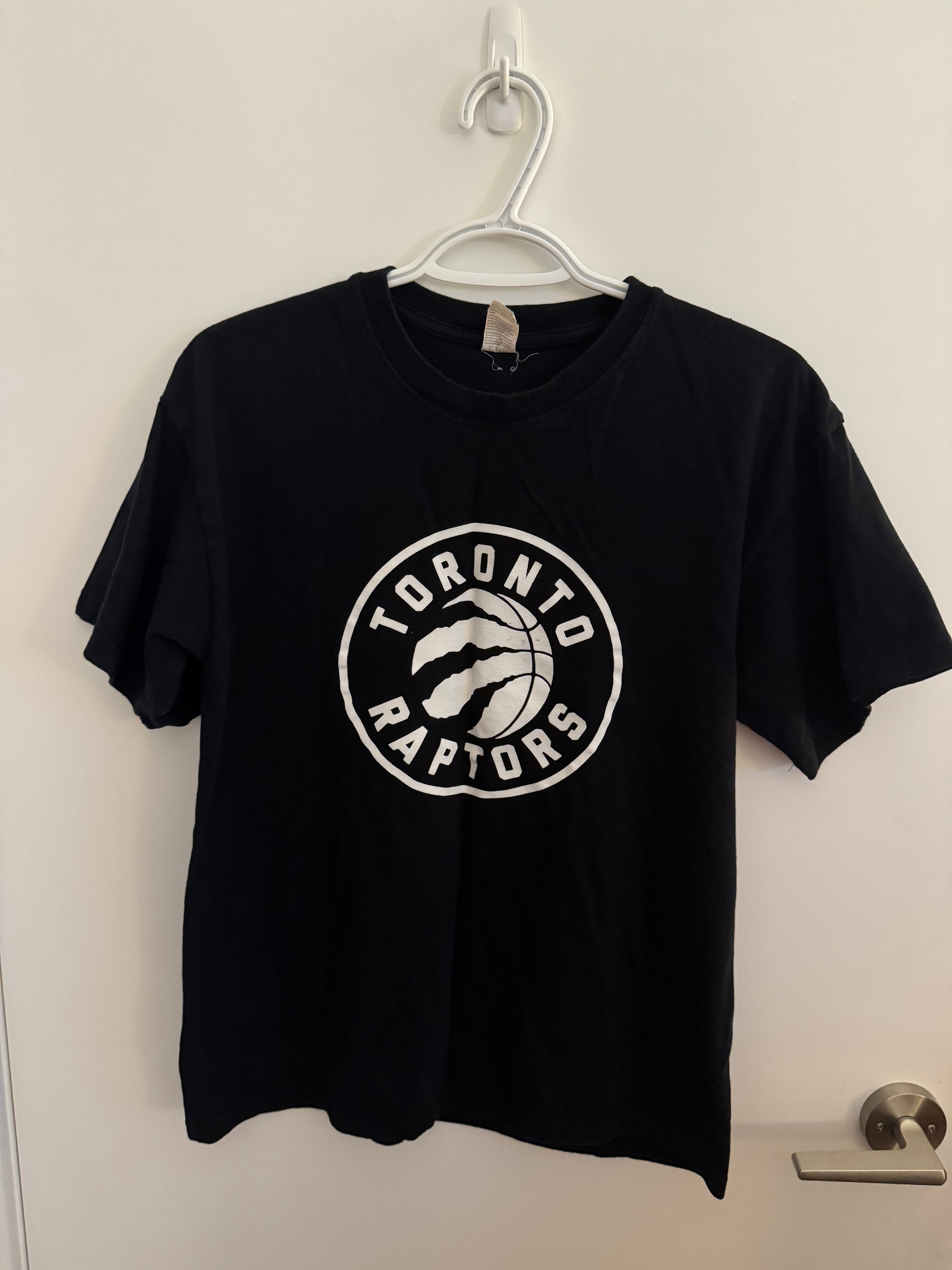 Toronto Raptors T-Shirt - Medium