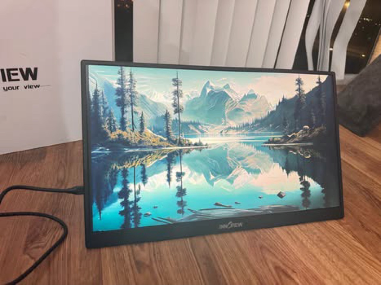 InnoView 16" Portable Monitor – 120Hz – USB-C/HDMI – New