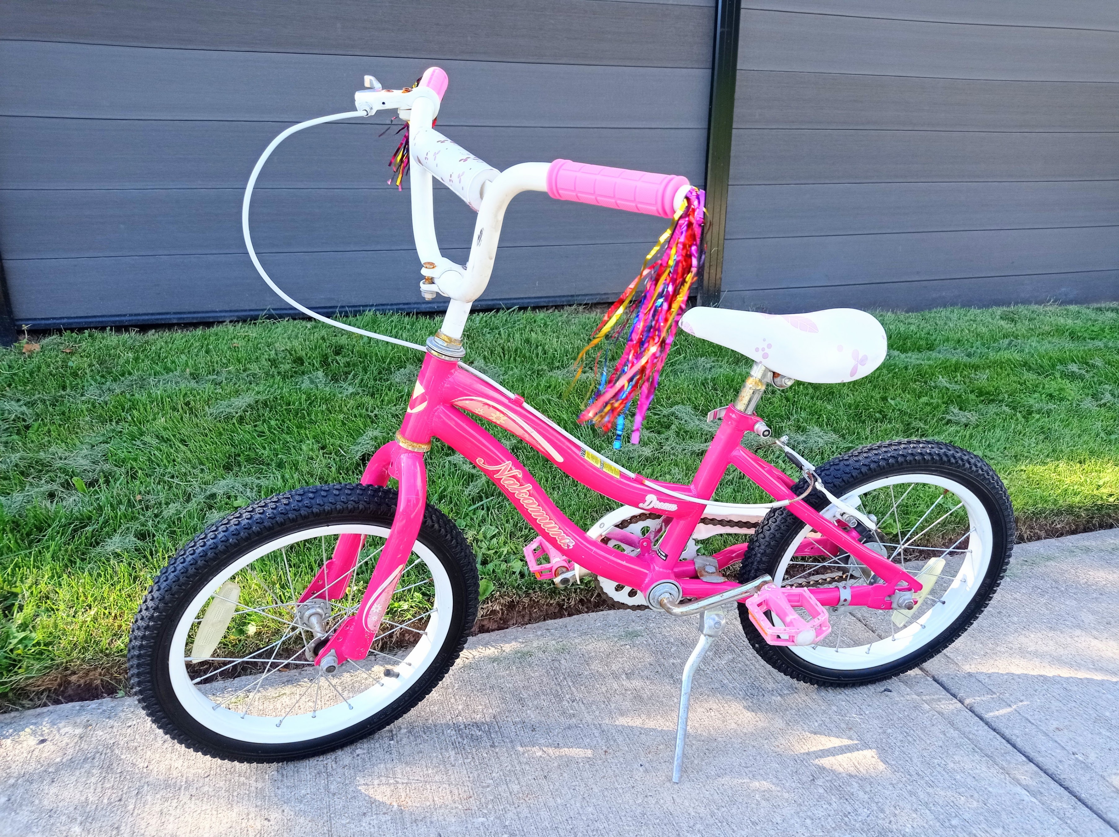 Nakamura Dream 16" Girls Bike with New Tires & Grips