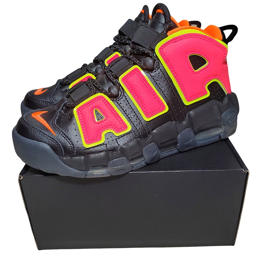 Nike Wmns Air More Uptempo Hot Punch Size 7.5