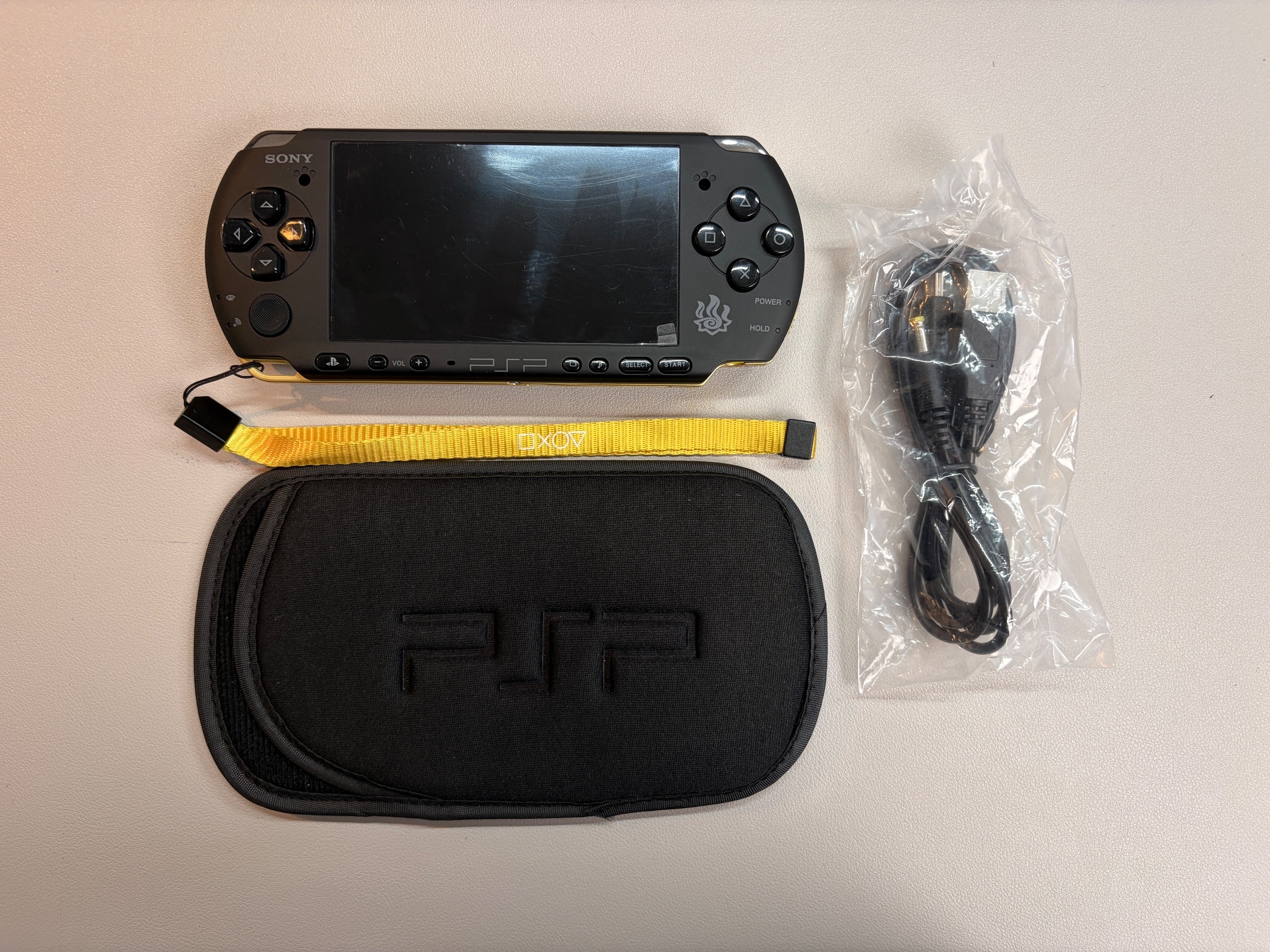 Sony PSP 3000 Handheld Game Console — Monster Hunter Edition - photo 5