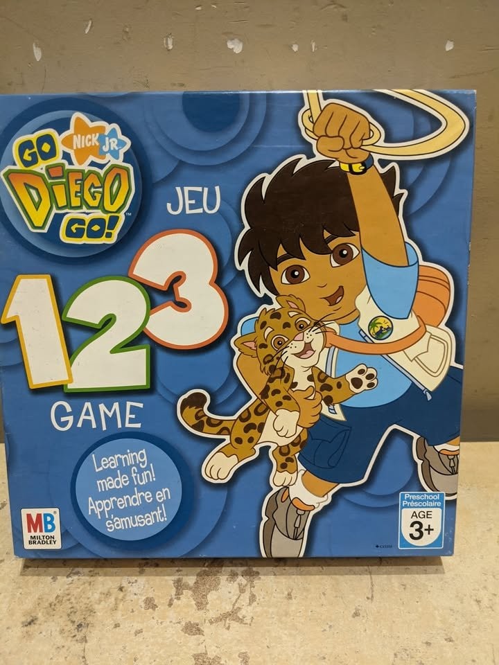 NEW board games, Go Diego go, Match mots & Clue. $25 for all - photo 2