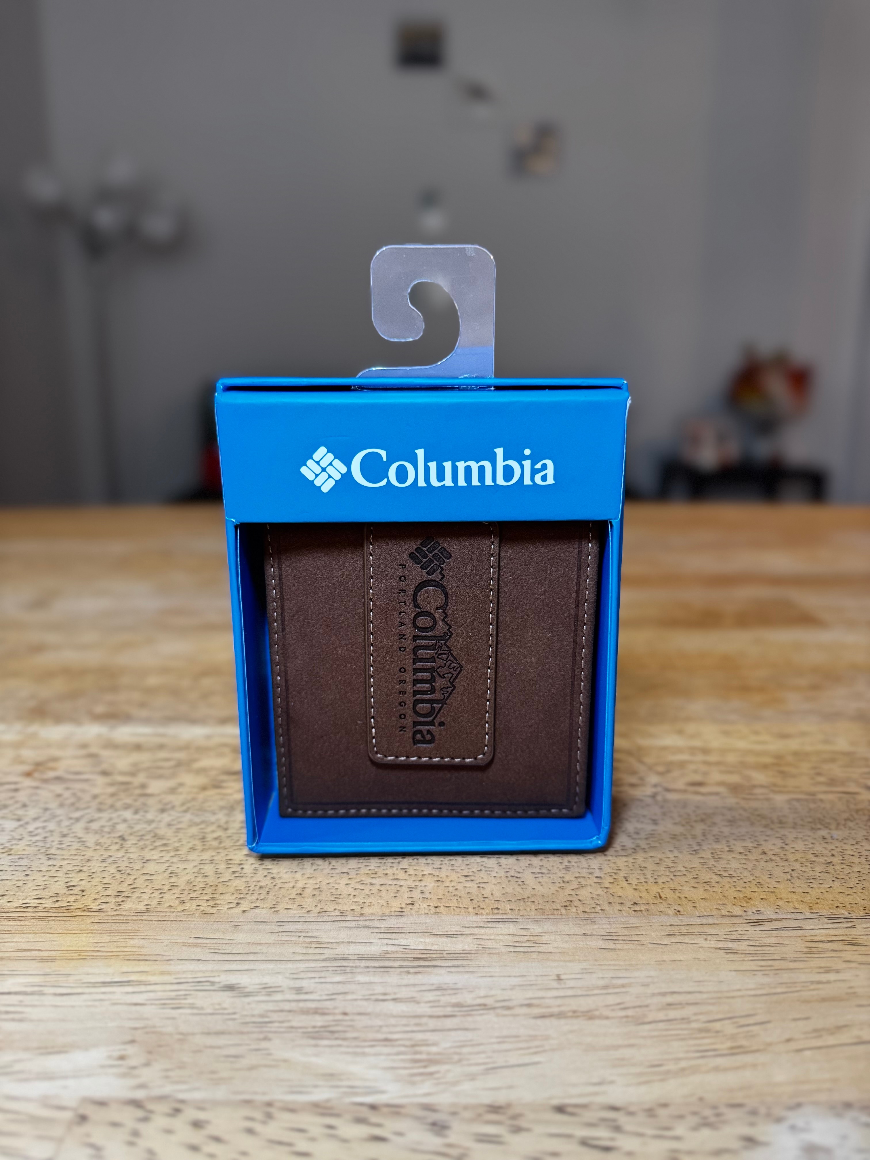 Columbia Men’s Leather Wallet – New in Box