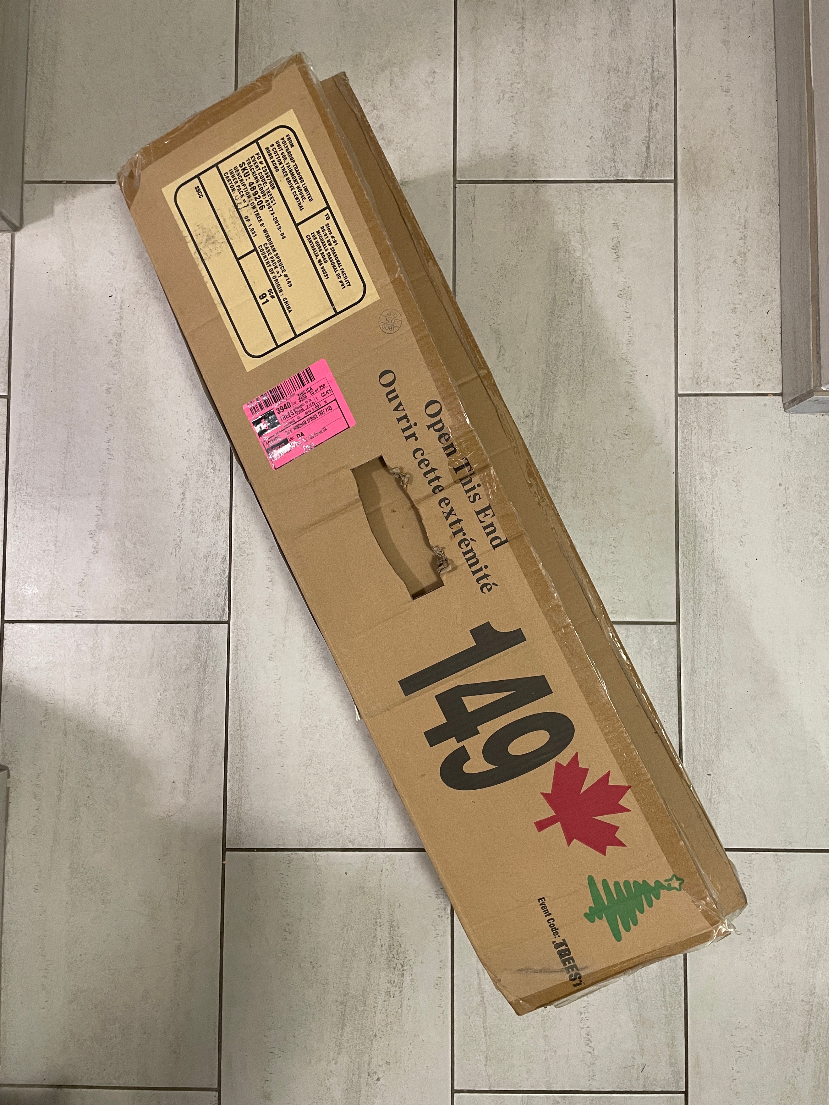 Moving Sale - 6ft Pre-Lit Christmas Tree - photo 5