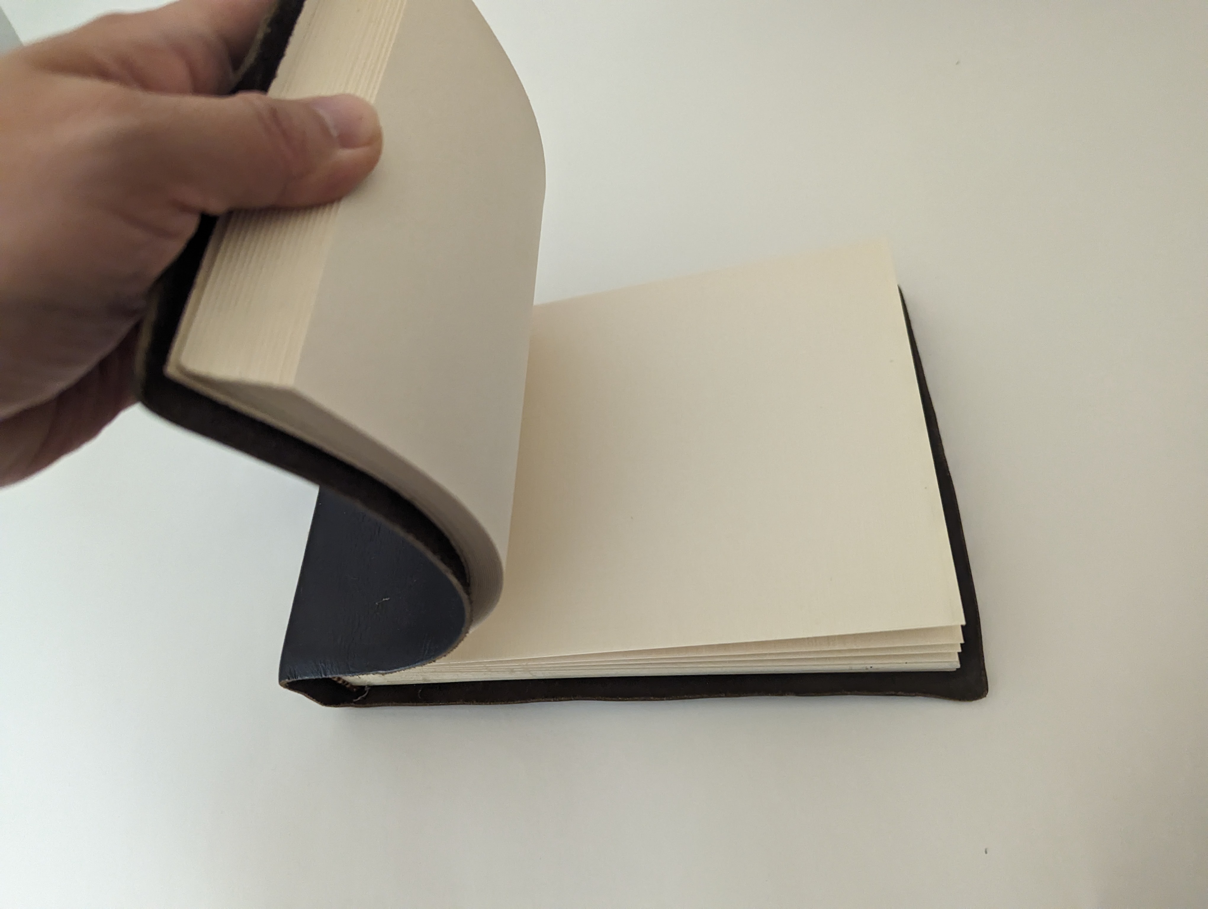 Il Papiro Italian genuine leather bound photo album book (30p) - photo 4