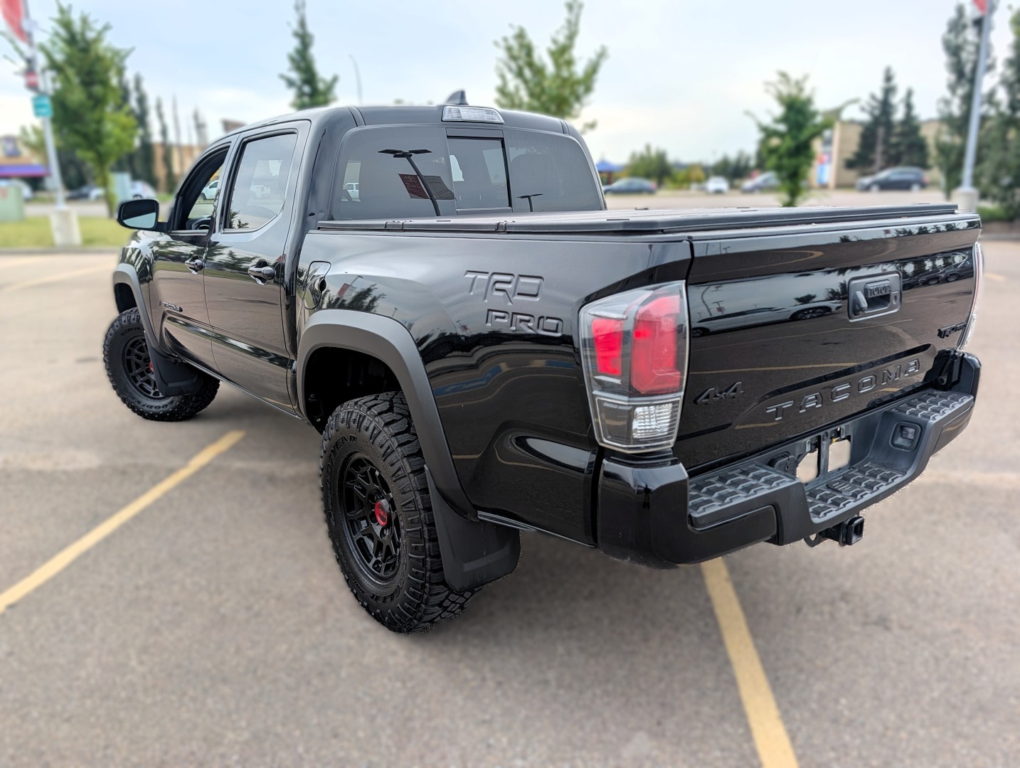 2023 Toyota Tacoma - photo 3
